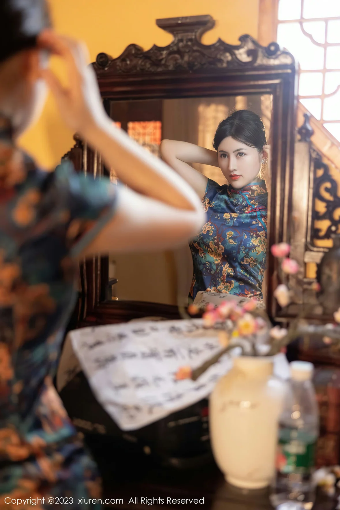 图片[1] - XiuRen 秀人 No.7051 诗诗kiki 蓝色图纹旗袍性感写真 [83P] - 机器猫次元 - 机器猫次元