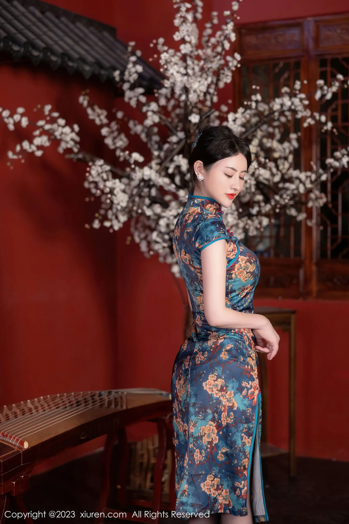 图片[4] - XiuRen 秀人 No.7051 诗诗kiki 蓝色图纹旗袍性感写真 [83P] - 机器猫次元 - 机器猫次元