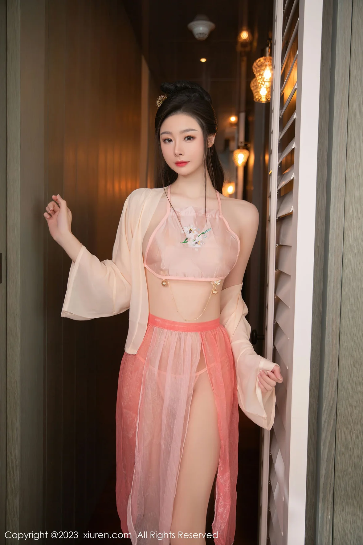 图片[2] - XiuRen 秀人 No.7075 是小逗逗 粉色古装性感写真 [80P] - 机器猫次元 - 机器猫次元