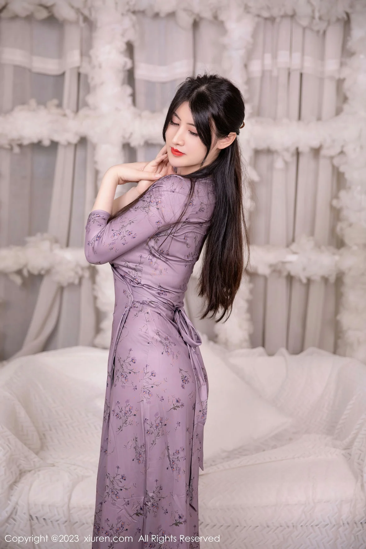 图片[2] - XiuRen 秀人 No.7126 诗诗kiki 紫色连夜长裙性感写真 [88P] - 机器猫次元 - 机器猫次元