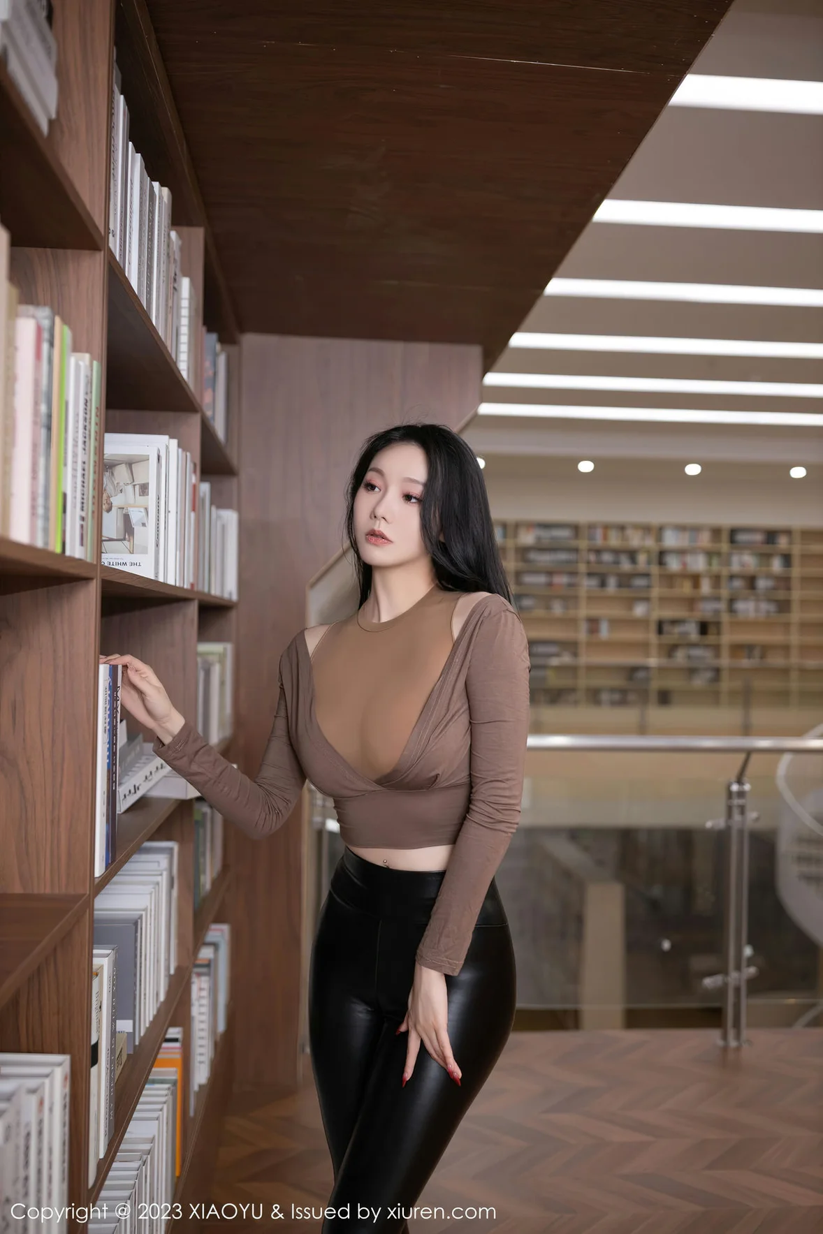 图片[1] - XiuRen 秀人 No.7133 安然anran 图书馆场景拍摄性感写真 [81P] - 机器猫次元 - 机器猫次元