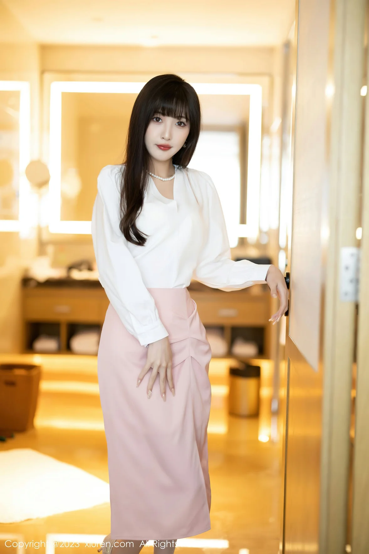 图片[1] - XiuRen 秀人 No.7147 林星阑 原色丝袜性感写真 [84P] - 机器猫次元 - 机器猫次元