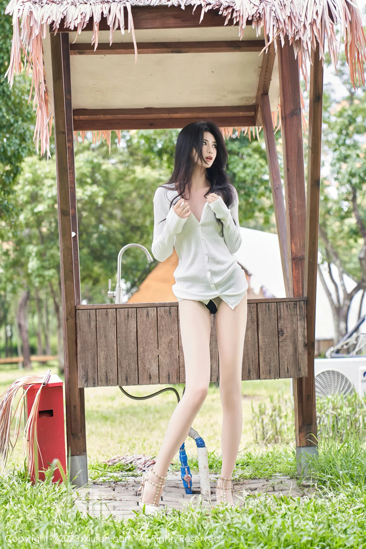 图片[2] - XiuRen 秀人 No.7162 浅浅Danny 户外拍摄性感写真 [91P] - 机器猫次元 - 机器猫次元