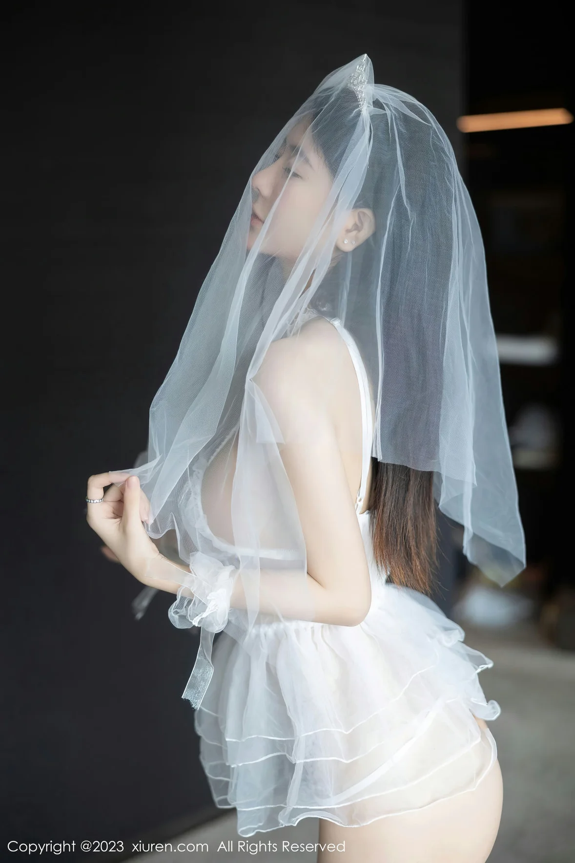 图片[5] - XiuRen 秀人 No.7165 幼幼 情趣婚纱服饰性感写真 [90P] - 机器猫次元 - 机器猫次元