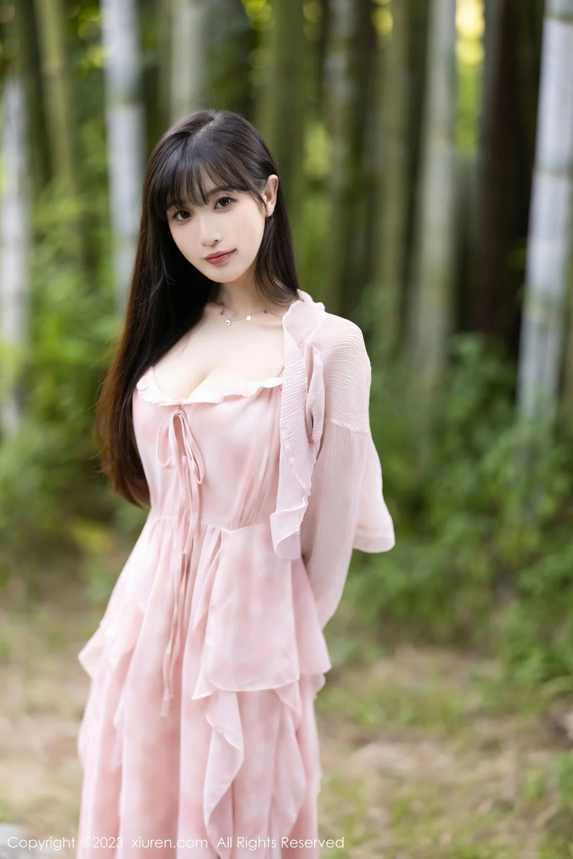 图片[2] - XiuRen 秀人 No.7263 林星阑 粉色丝袜安吉旅拍 [84P] - 机器猫次元 - 机器猫次元