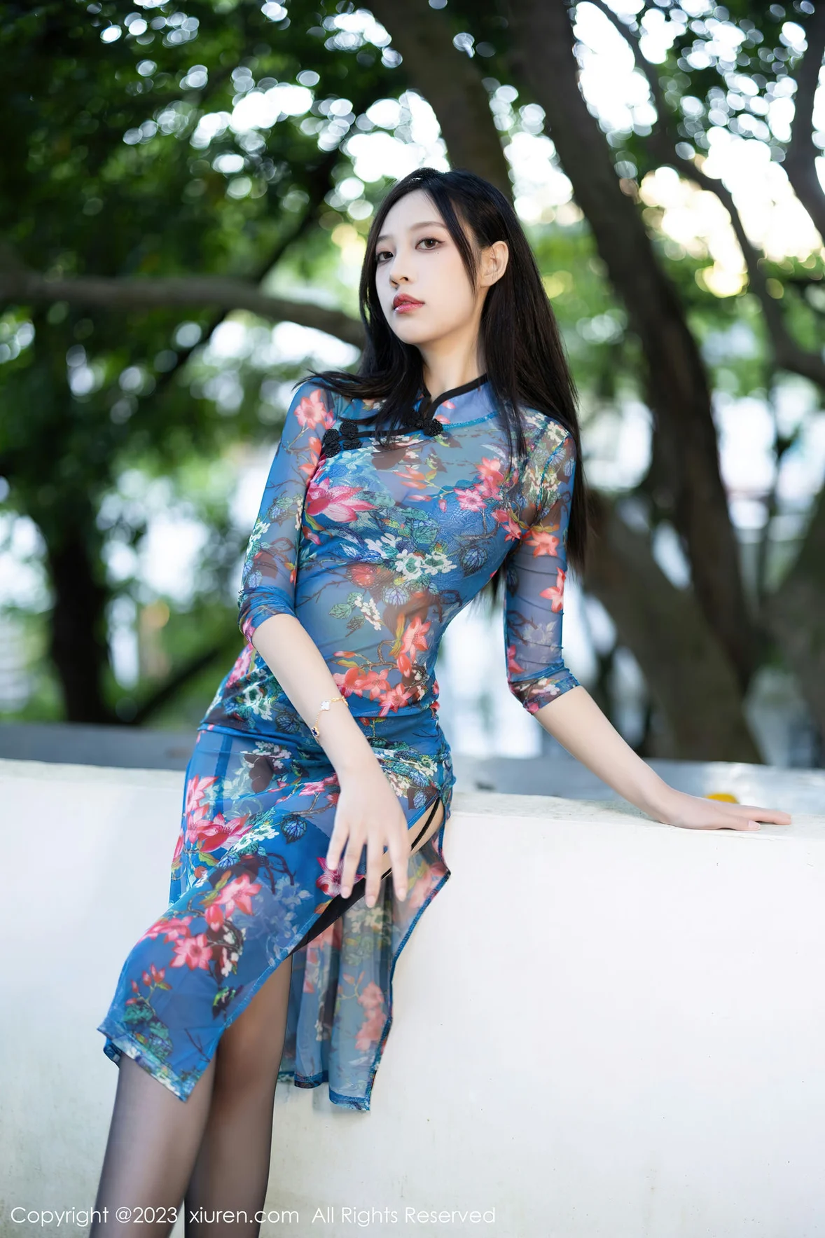 图片[4] - XiuRen 秀人 No.7271 郑颖姗Bev 蓝色旗袍性感写真 [82P] - 机器猫次元 - 机器猫次元