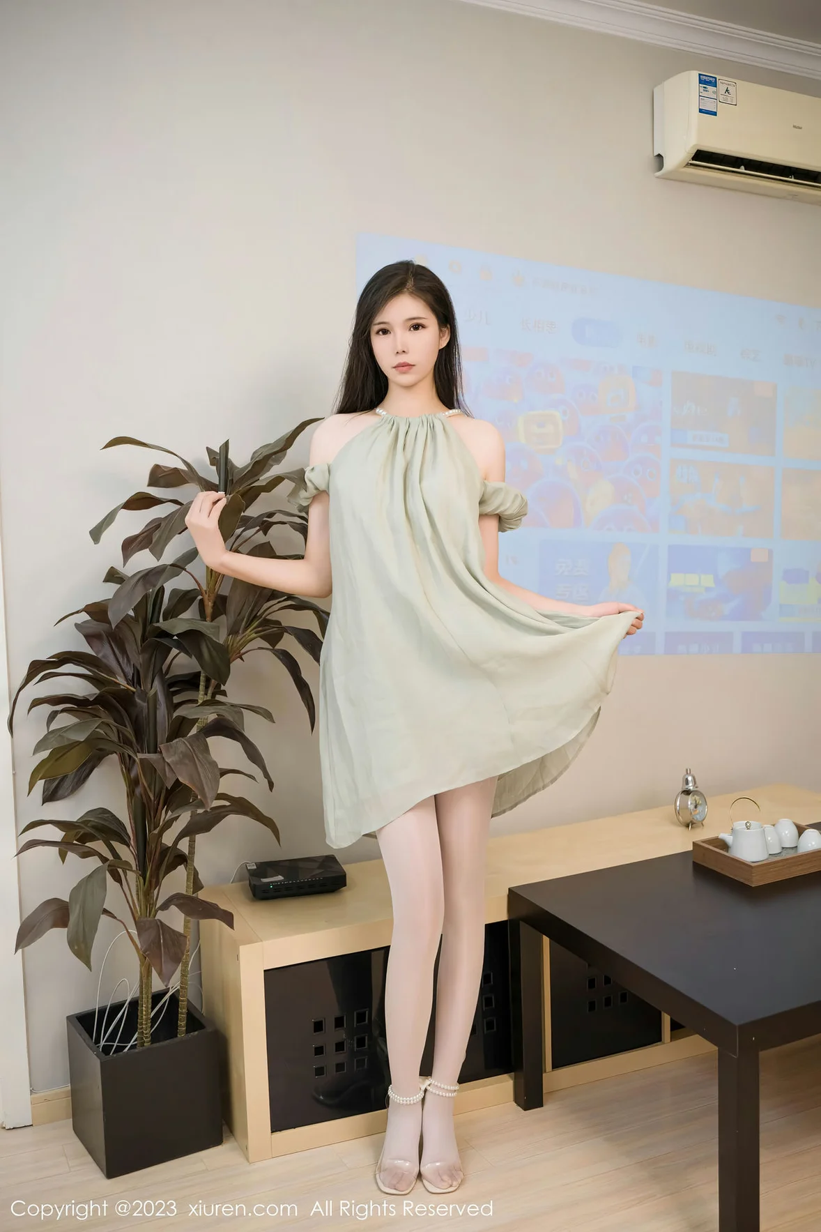图片[3] - 秀人网 No.7378 雪糕CiCi 诱人白色丝袜性感写真 [67P] - 机器猫次元 - 机器猫次元