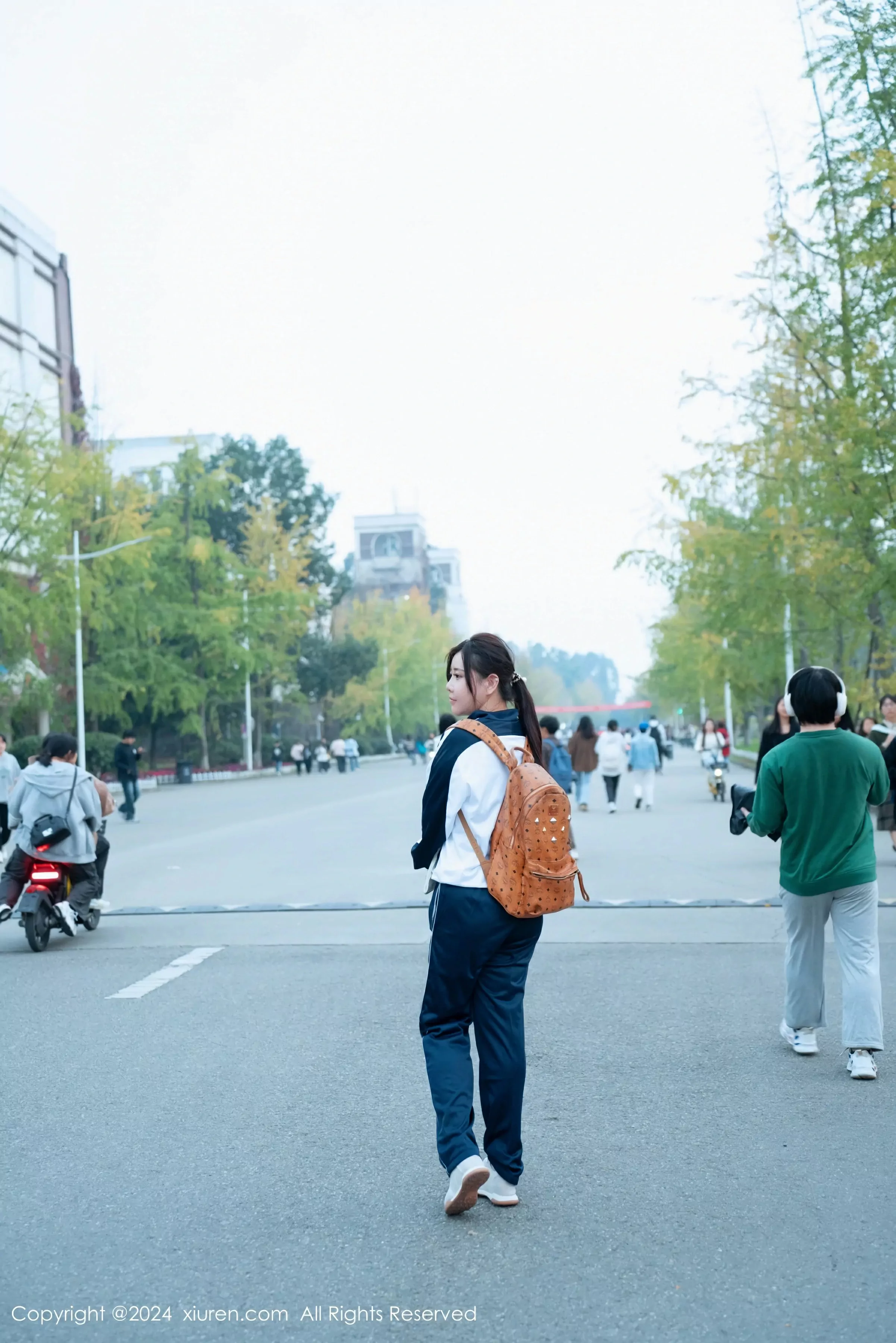 图片[2] - XiuRen 秀人 No.8122 王婉悠Queen [85P] - 机器猫次元 - 机器猫次元