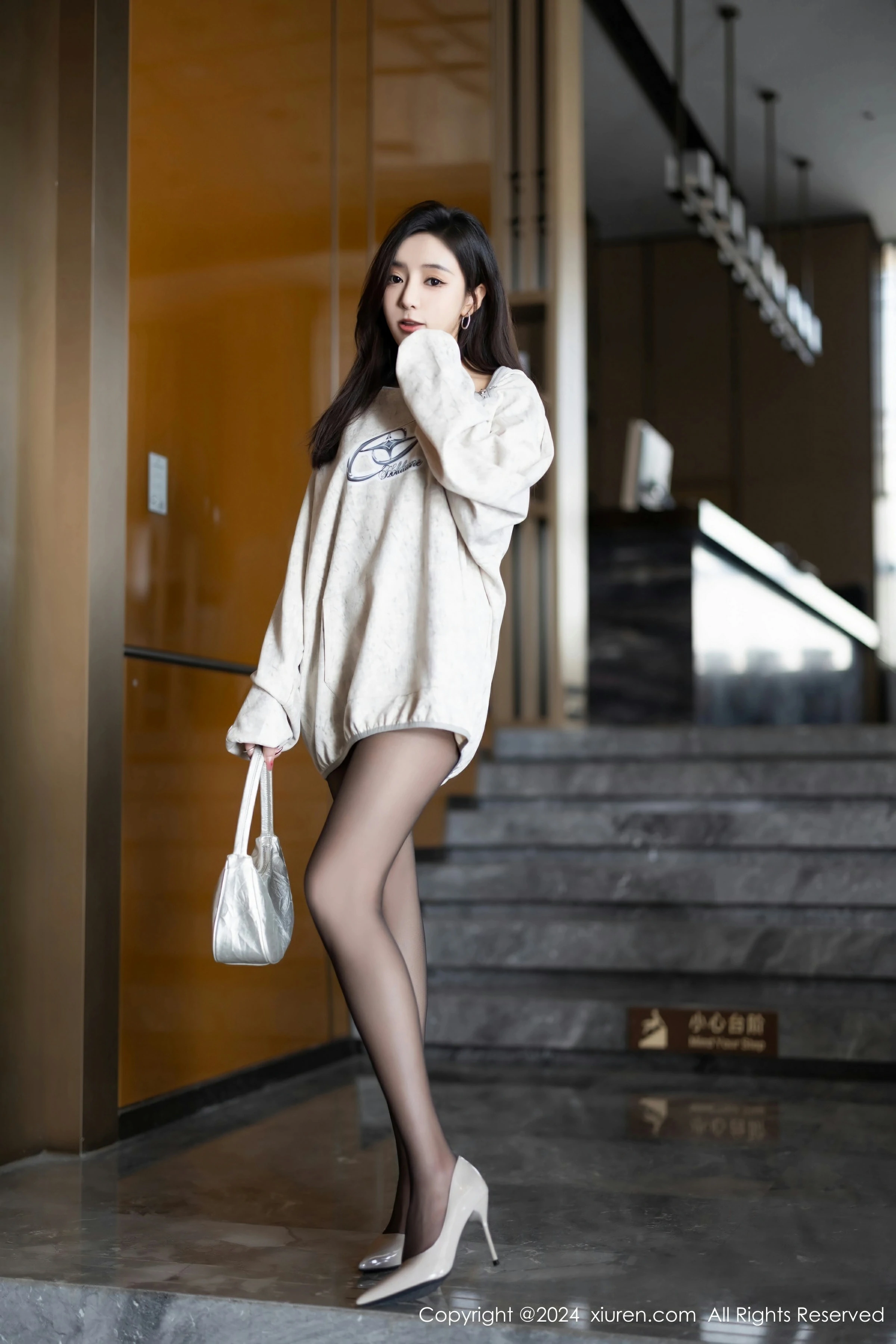 图片[2] - XiuRen 秀人 No.8135 王馨瑶yanni [80P] - 机器猫次元 - 机器猫次元