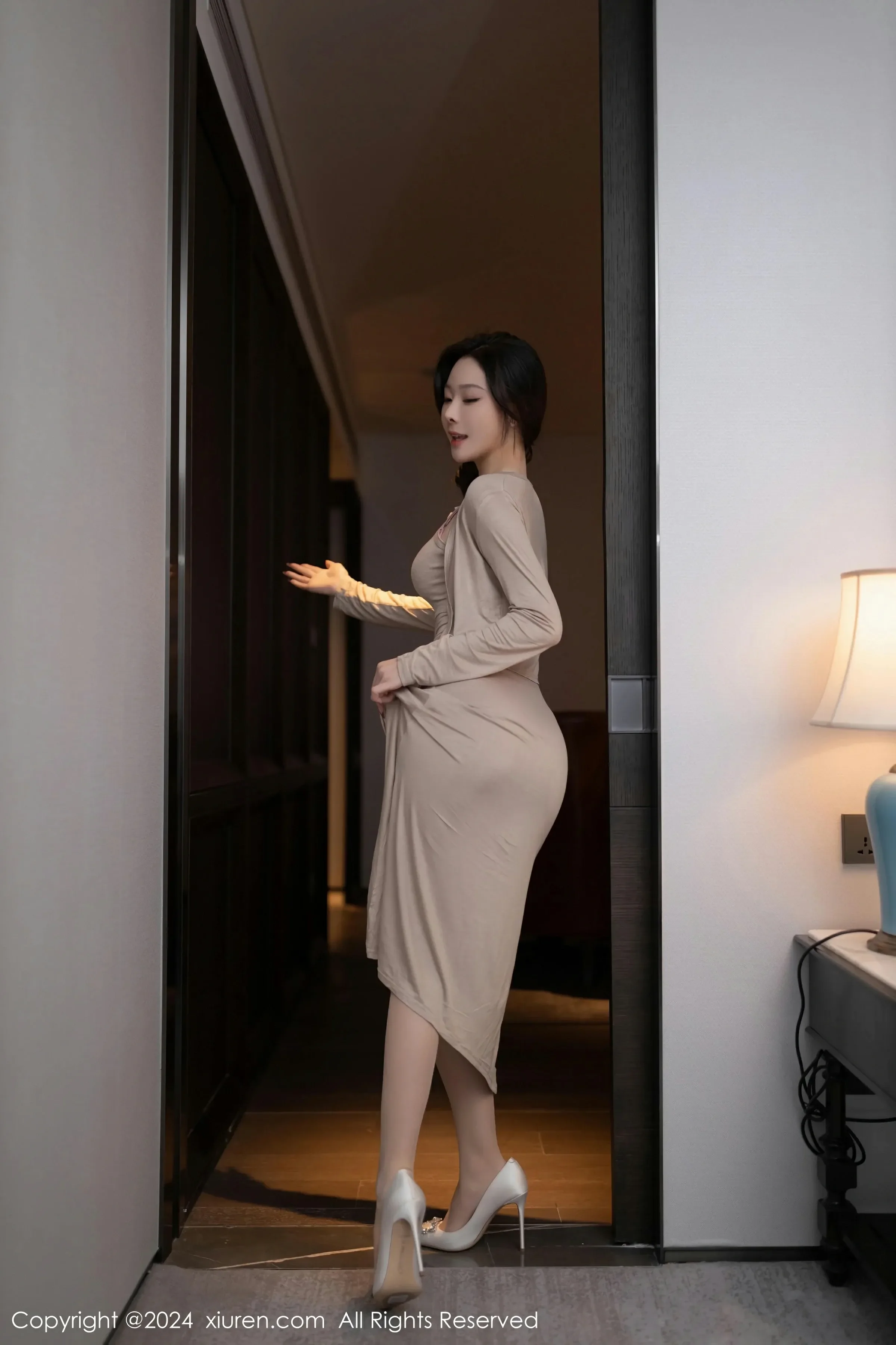 图片[5] - XiuRen 秀人 No.8417 是小逗逗 [84P] - 机器猫次元 - 机器猫次元