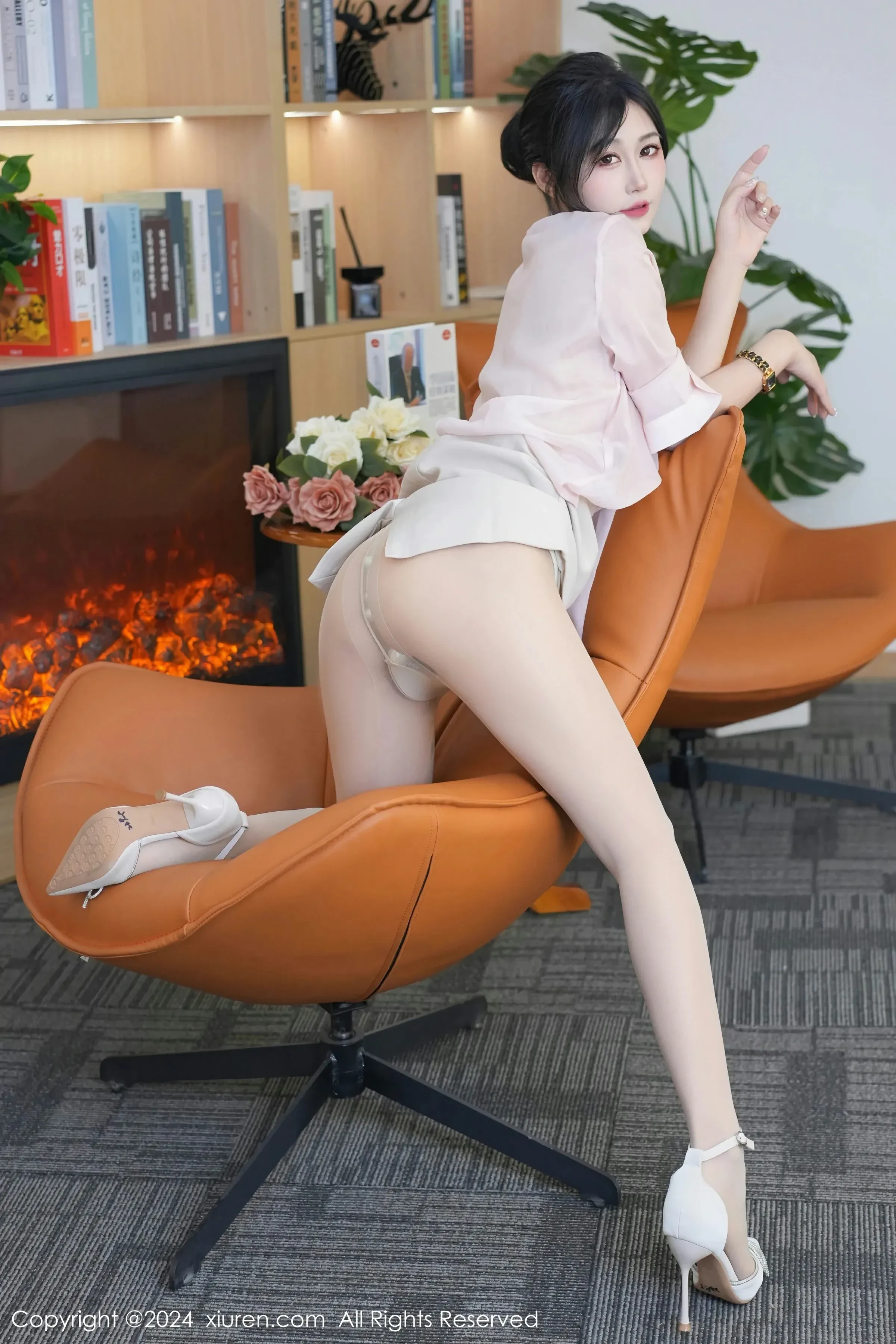 图片[7] - XiuRen 秀人 No.8477 laura阿姣 [70P] - 机器猫次元 - 机器猫次元