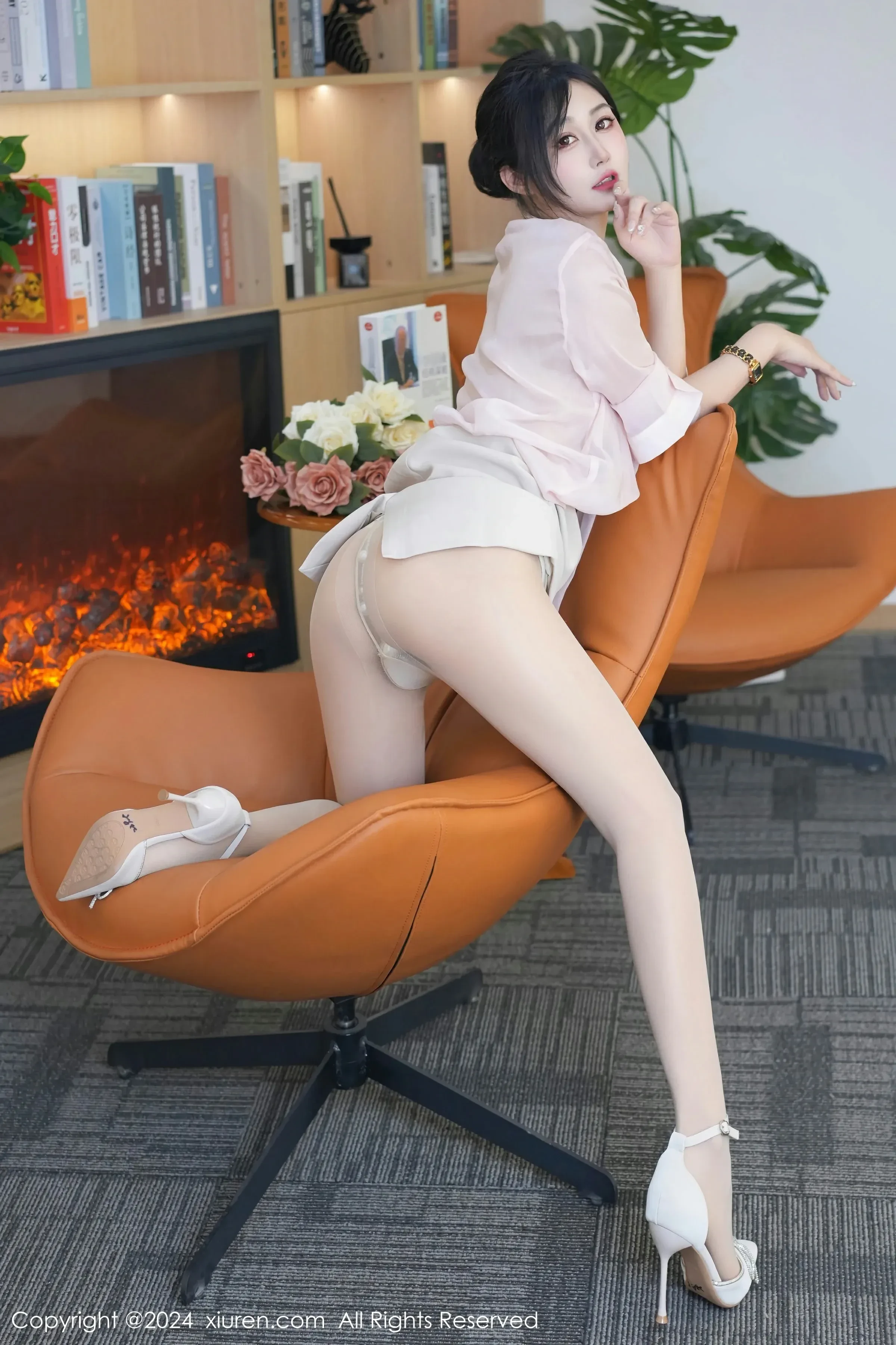 图片[5] - XiuRen 秀人 No.8477 laura阿姣 [70P] - 机器猫次元 - 机器猫次元
