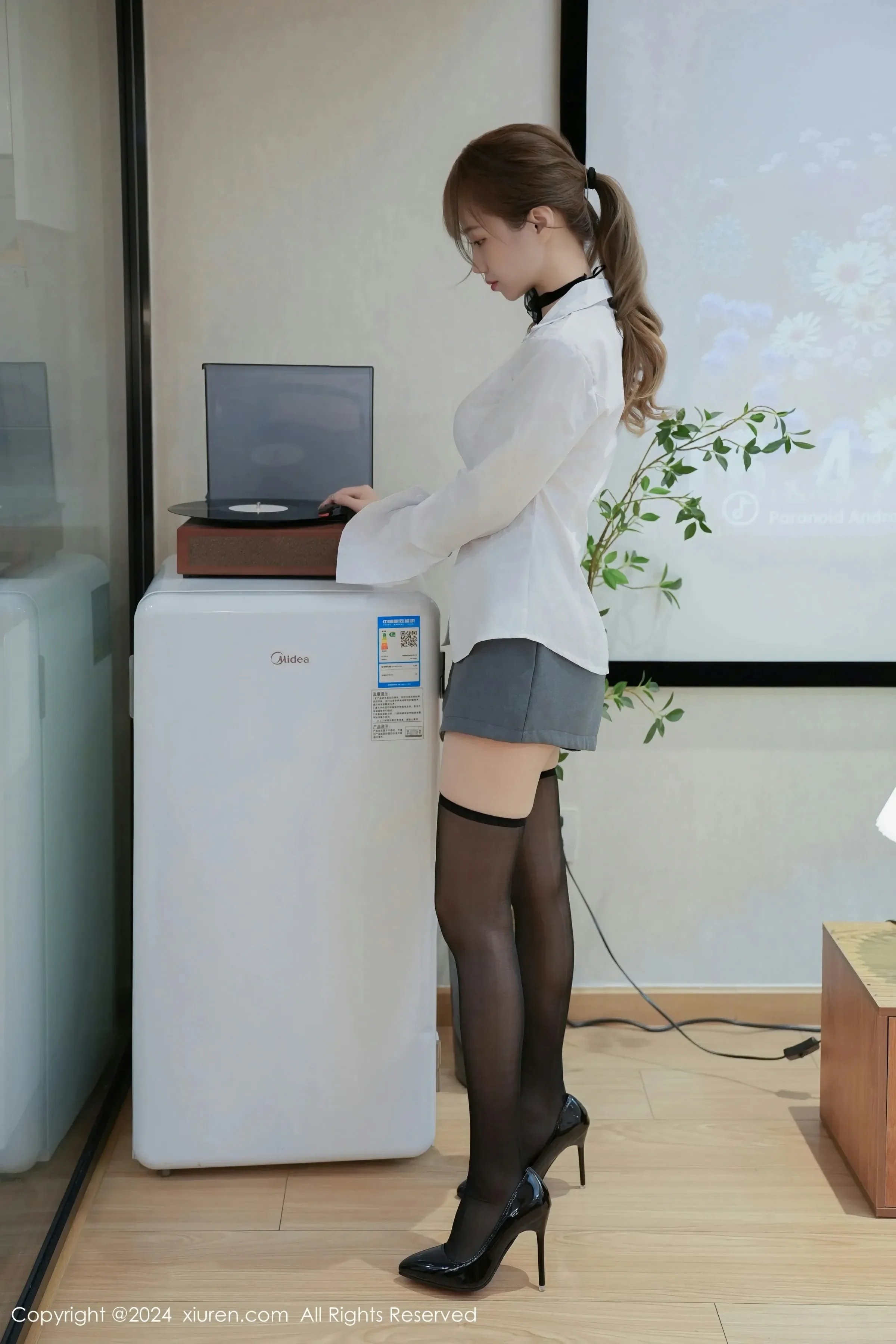 图片[8] - XiuRen 秀人 No.8609 新人模特 甜白酱 [84P] - 机器猫次元 - 机器猫次元