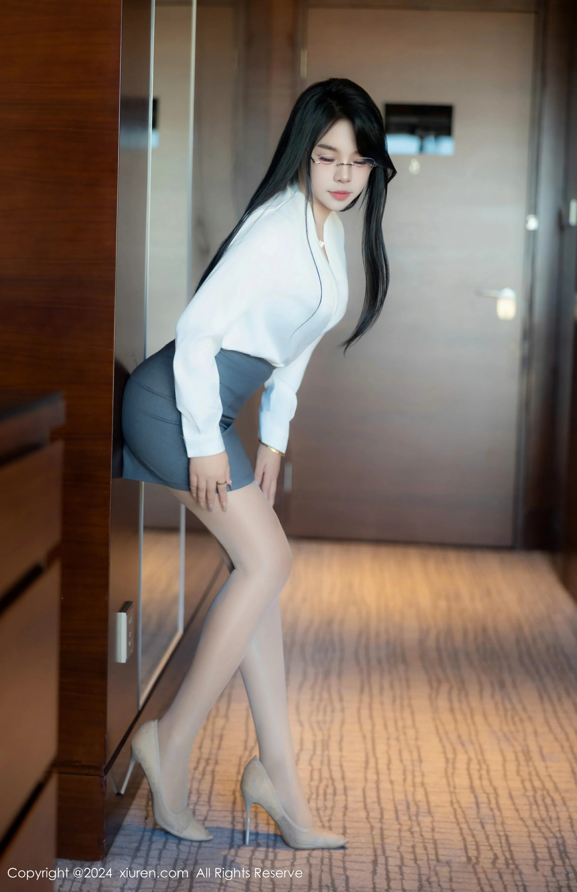 图片[4] - XiuRen 秀人 No.8989 麦田 新人模特 [83P] - 机器猫次元 - 机器猫次元