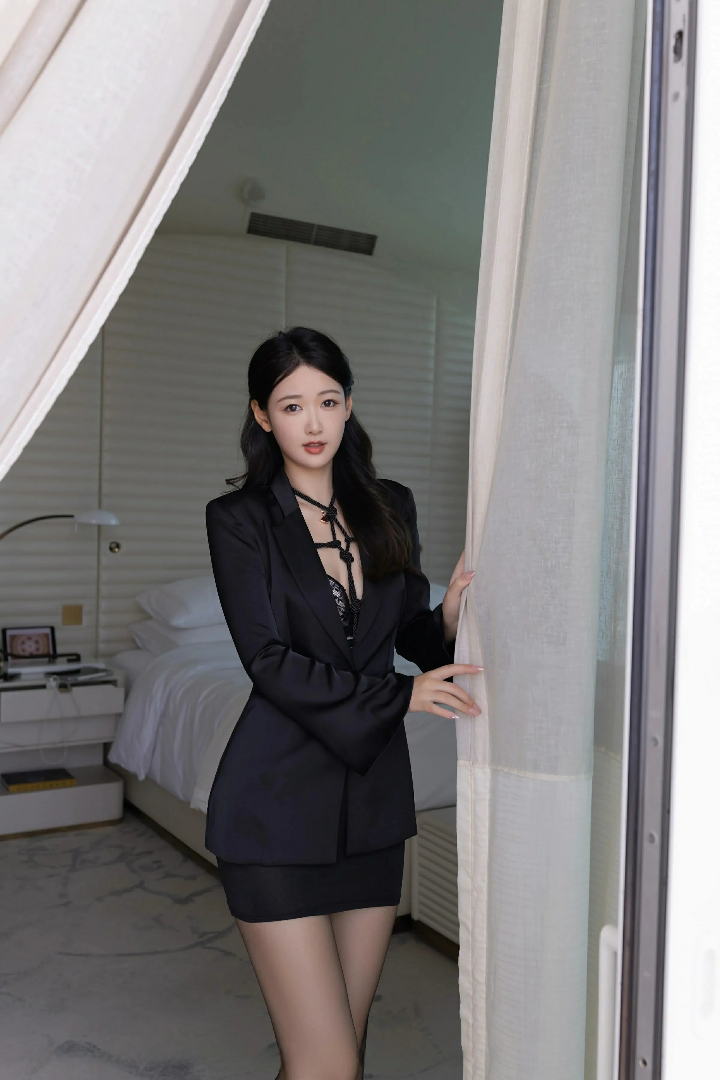 图片[2] - XiuRen 秀人 No.10267 唐安琪 [80P] - 机器猫次元 - 机器猫次元