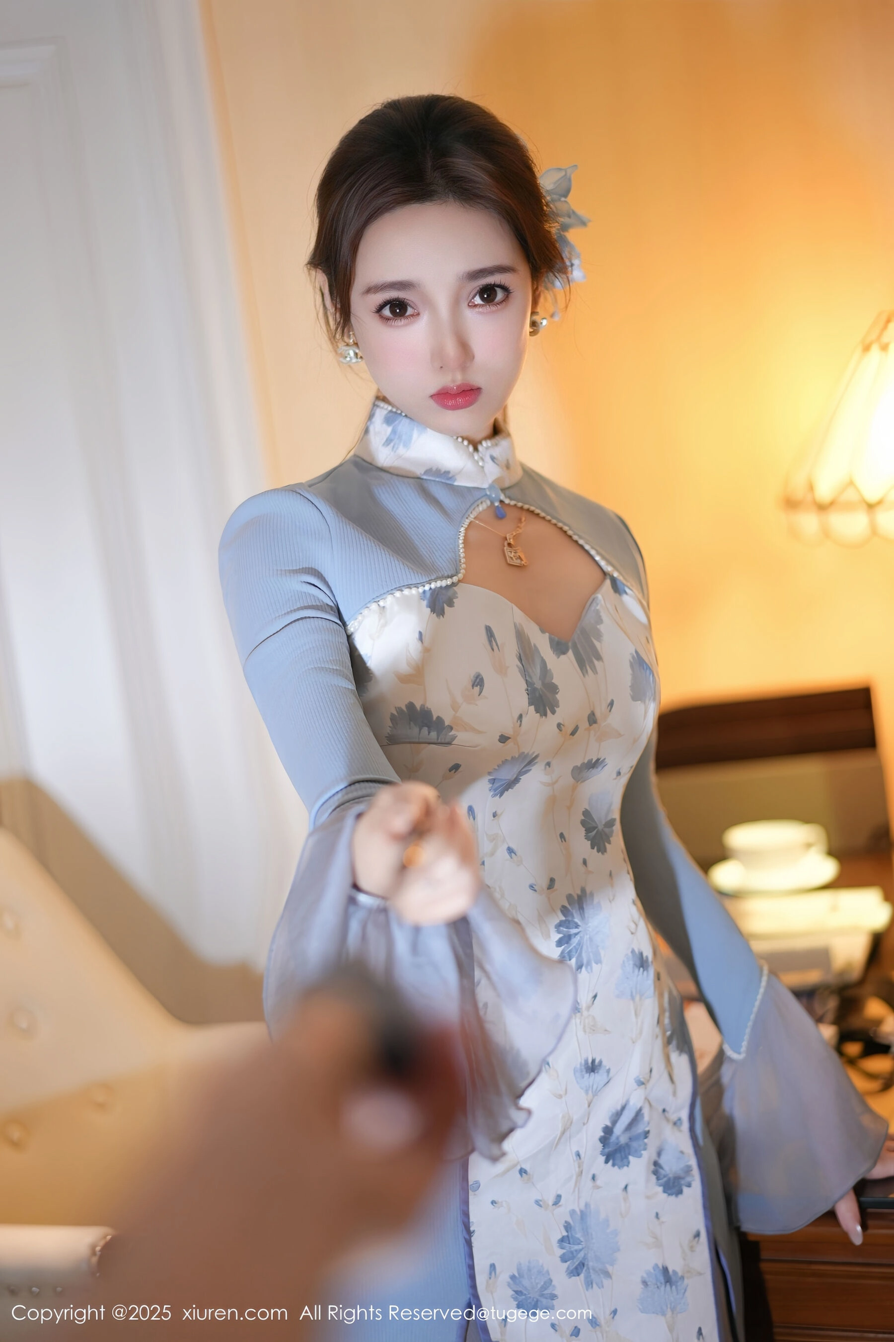 图片[1] - 秀人网 Twins 桃桃 Vol.11033 [80P] - 机器猫次元 - 机器猫次元
