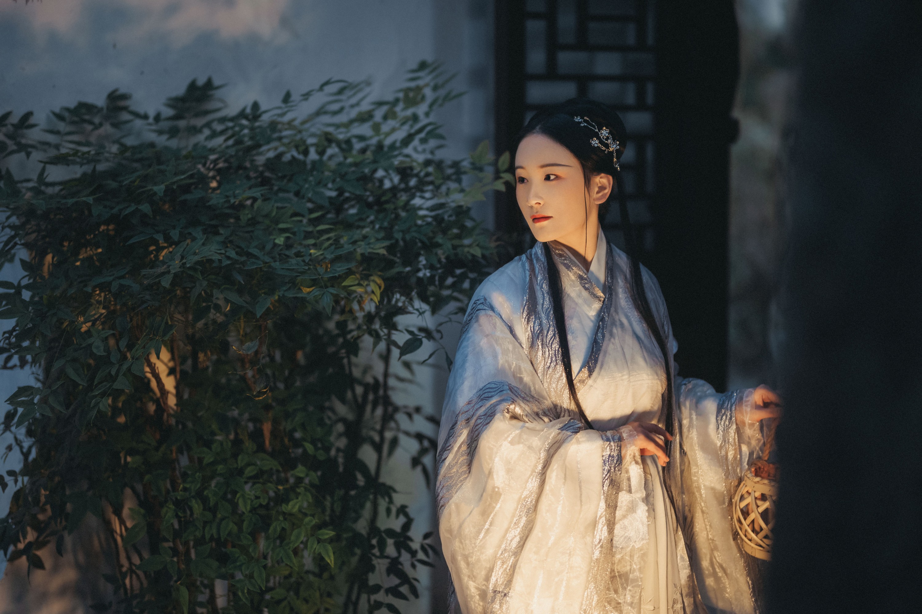 图片[7] - 淡蓝色忧伤静流淌 - 《南歌子》[27P] - 机器猫次元 - 机器猫次元