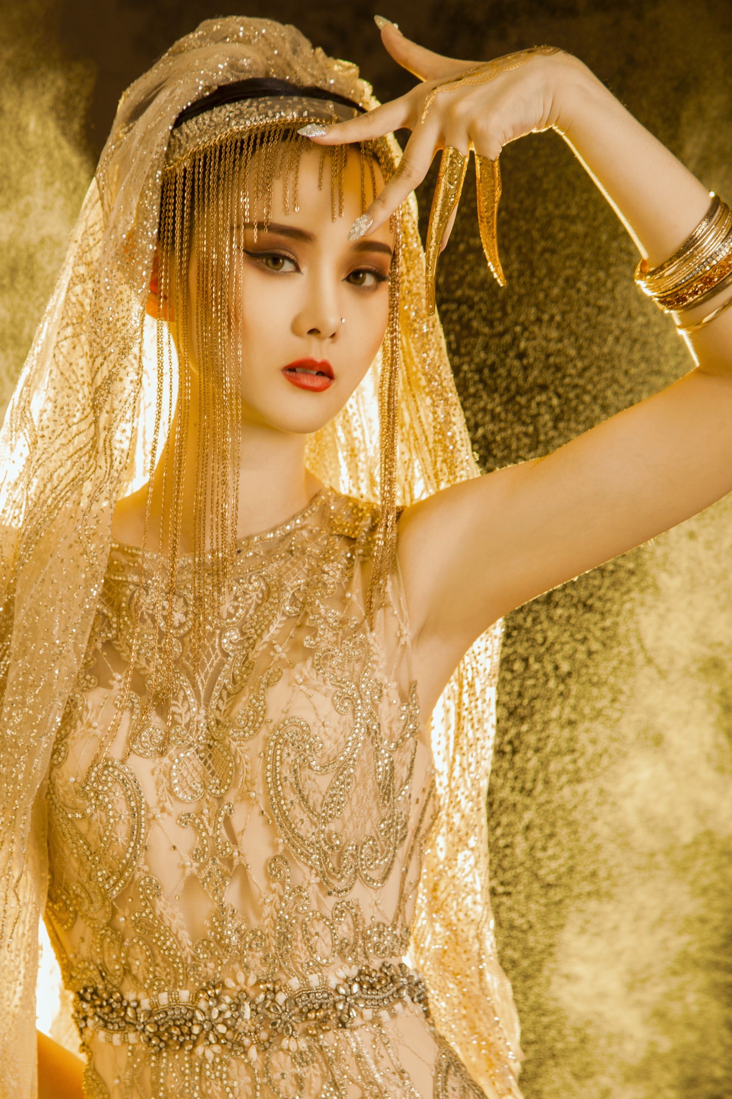 图片[8] - 欣宝 - 《纸醉金迷》[22P] - 机器猫次元 - 机器猫次元