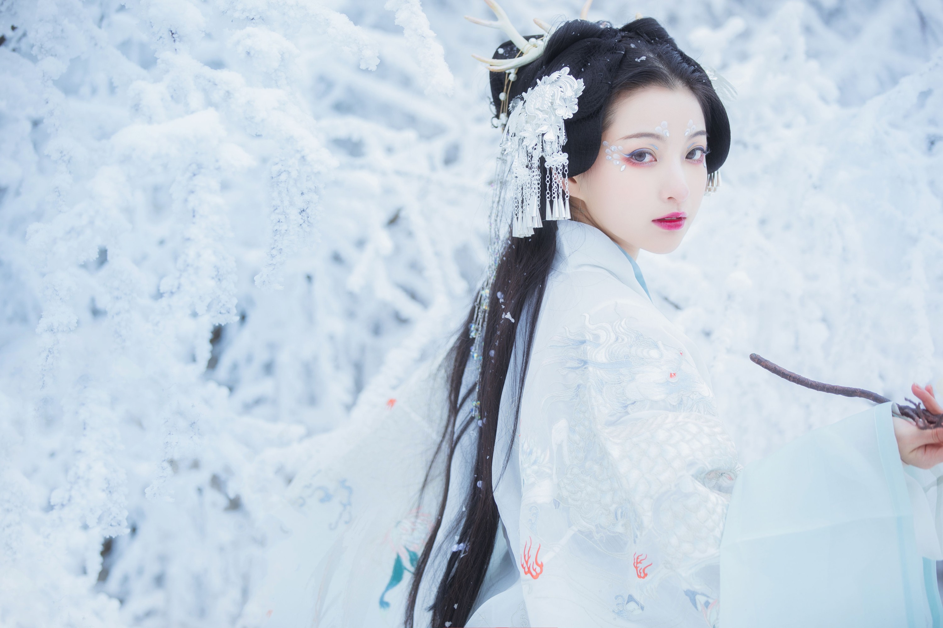 图片[8] - 猪系少女日 - 《雪妖》[22P] - 机器猫次元 - 机器猫次元