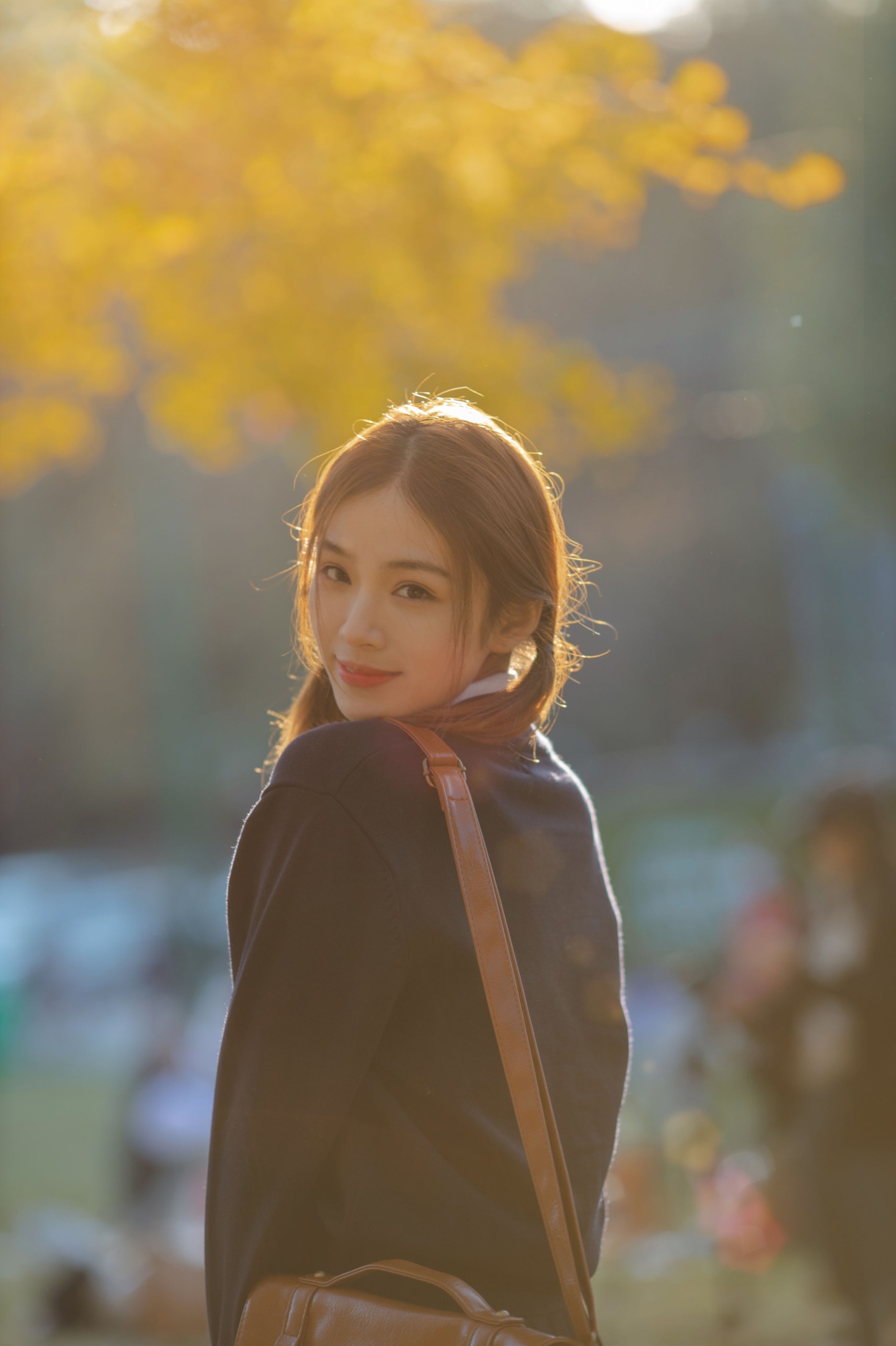 图片[5] - 朱云慧大魔王 - 《秋天，陪你一起看银杏》[28P] - 机器猫次元 - 机器猫次元