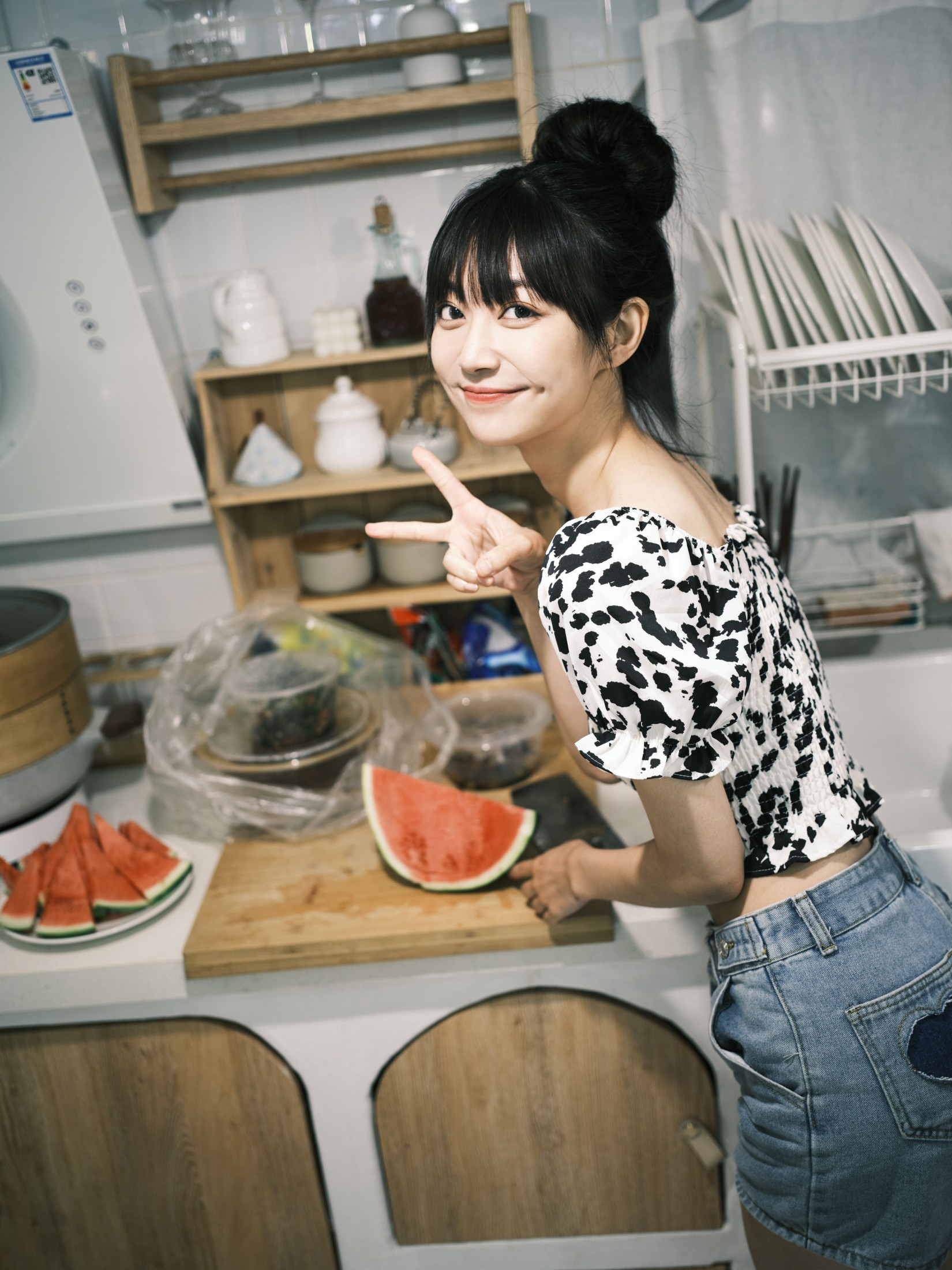 图片[5] - 飞鸟咕咕- 《厨房吃瓜》[31P] - 机器猫次元 - 机器猫次元