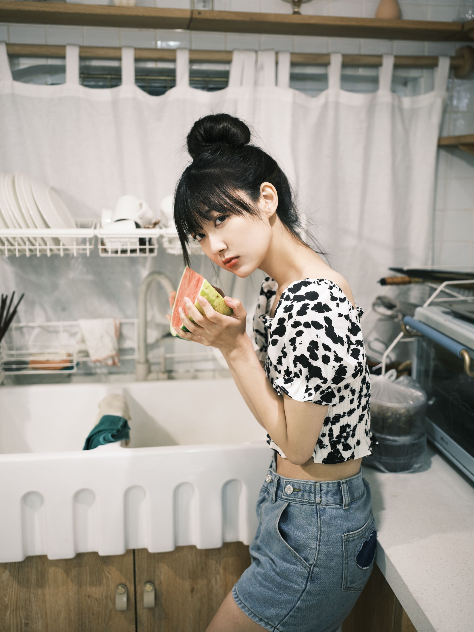 图片[7] - 飞鸟咕咕- 《厨房吃瓜》[31P] - 机器猫次元 - 机器猫次元