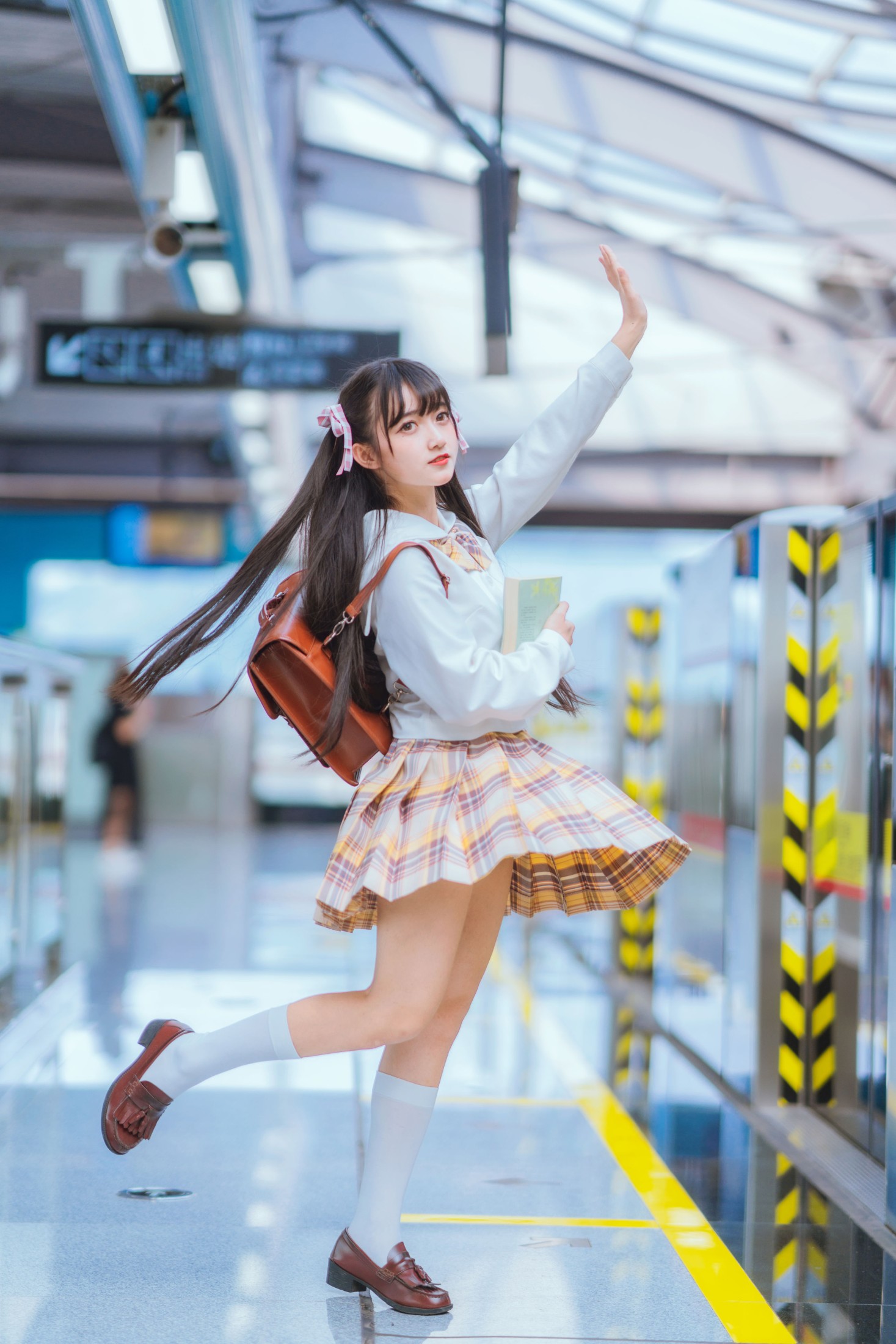 图片[5] - 关关之猪w - 《地铁JK少女》[33P] - 机器猫次元 - 机器猫次元
