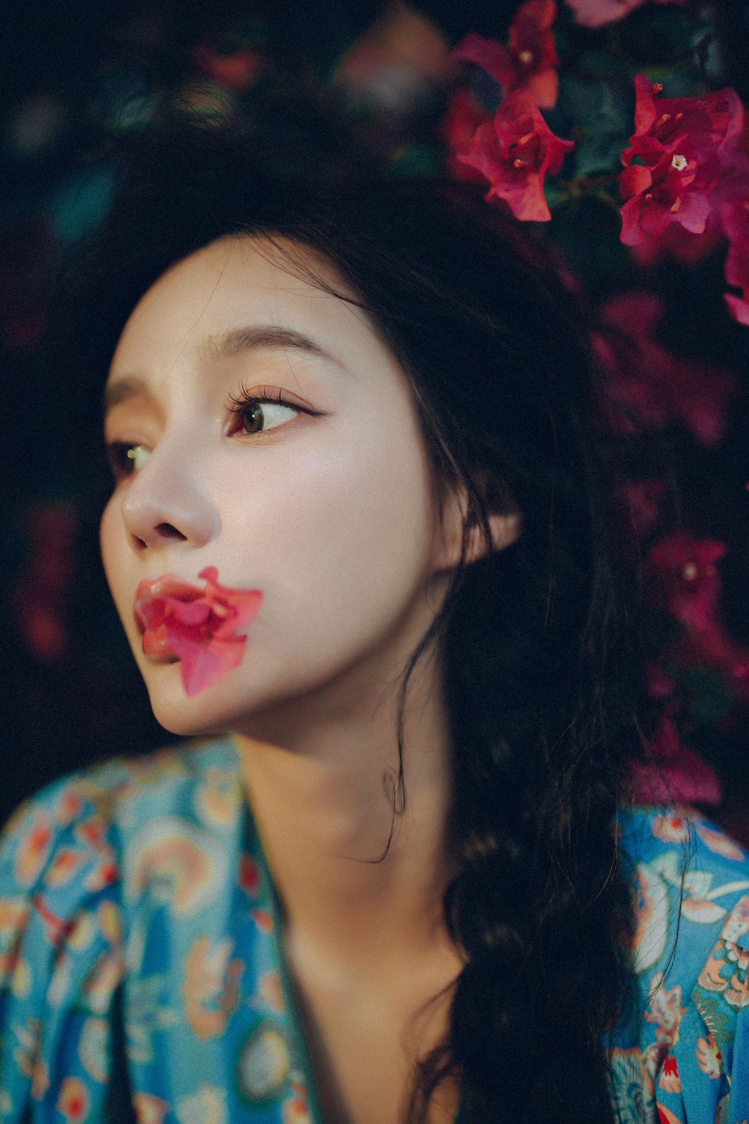 图片[8] - 姝雯同学 - 《发光的发丝，三角梅瀑布下的女神》[55P] - 机器猫次元 - 机器猫次元