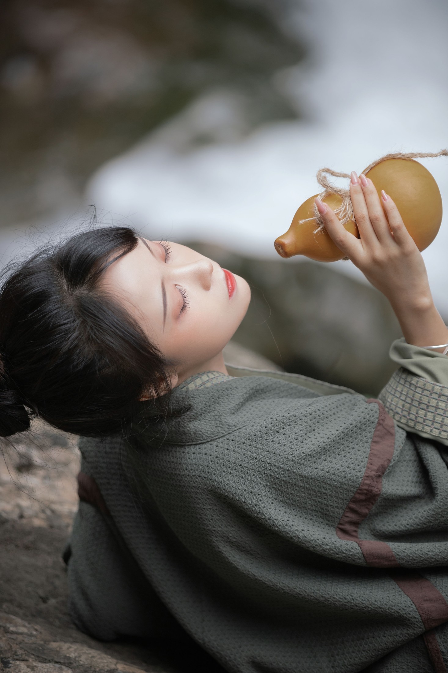 图片[4] - 梨一依 - 《上山》[38P] - 机器猫次元 - 机器猫次元