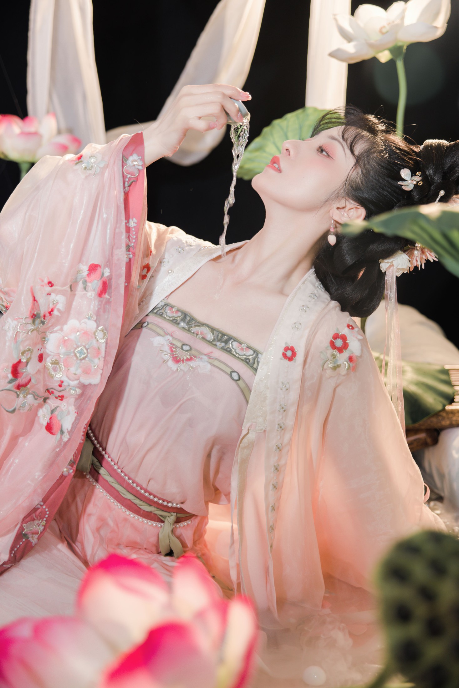 图片[4] - 钰子-舞者王钰 - 《水芙蓉》[28P] - 机器猫次元 - 机器猫次元