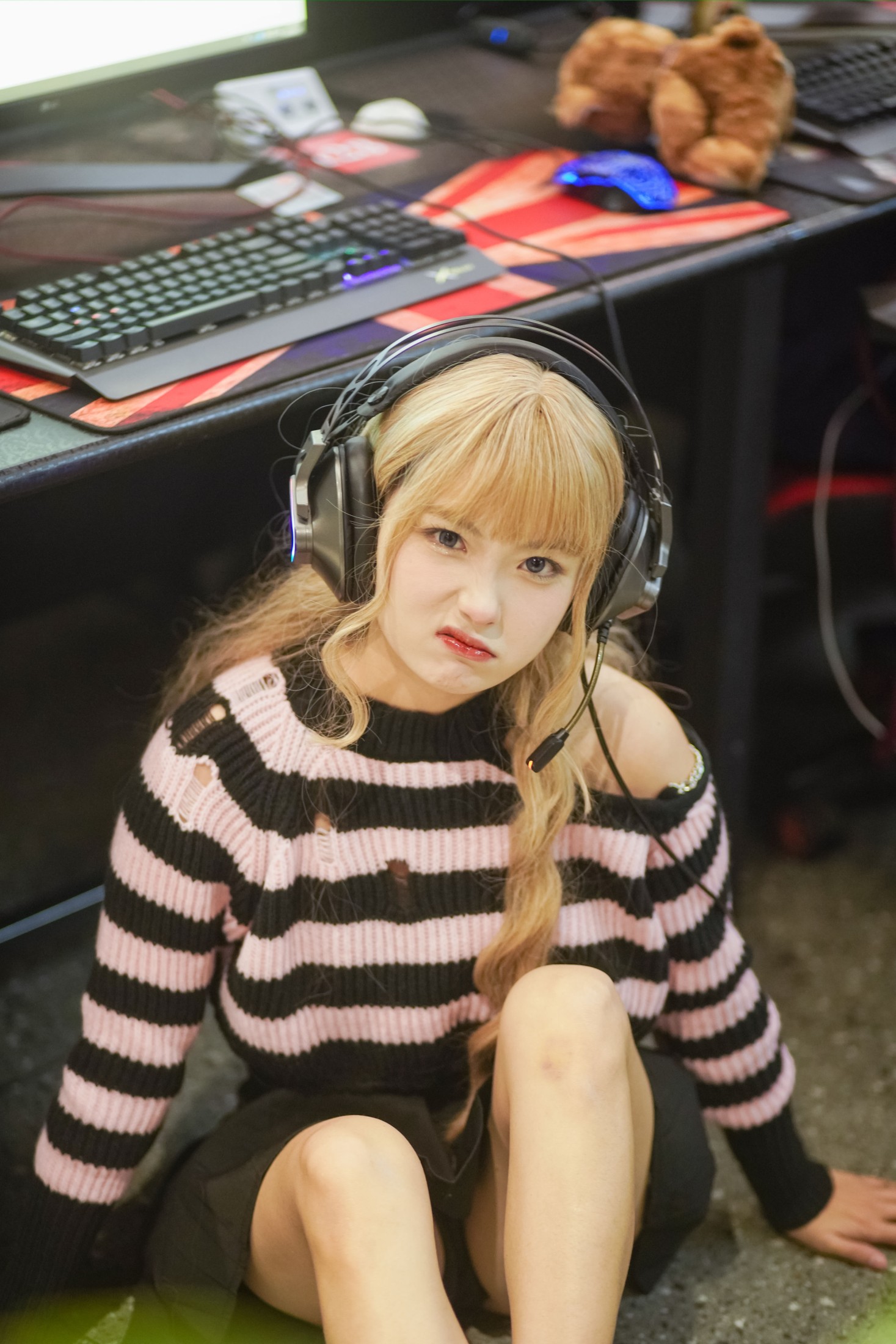 图片[7] - -炸鸡冰可乐- 《电竞少女》[23P] - 机器猫次元 - 机器猫次元