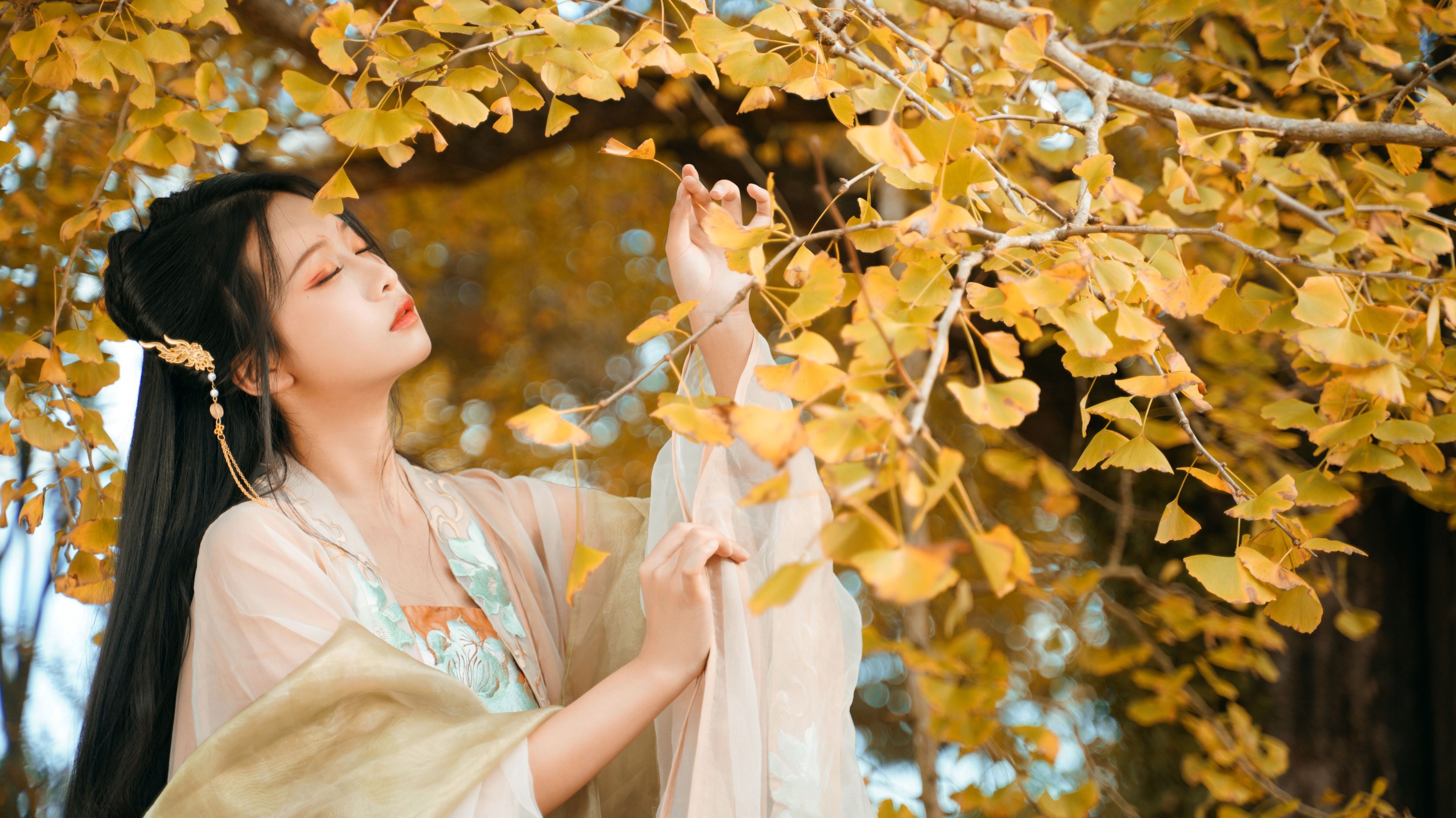 图片[8] - 橙子舒 - 《银杏树下》[39P] - 机器猫次元 - 机器猫次元
