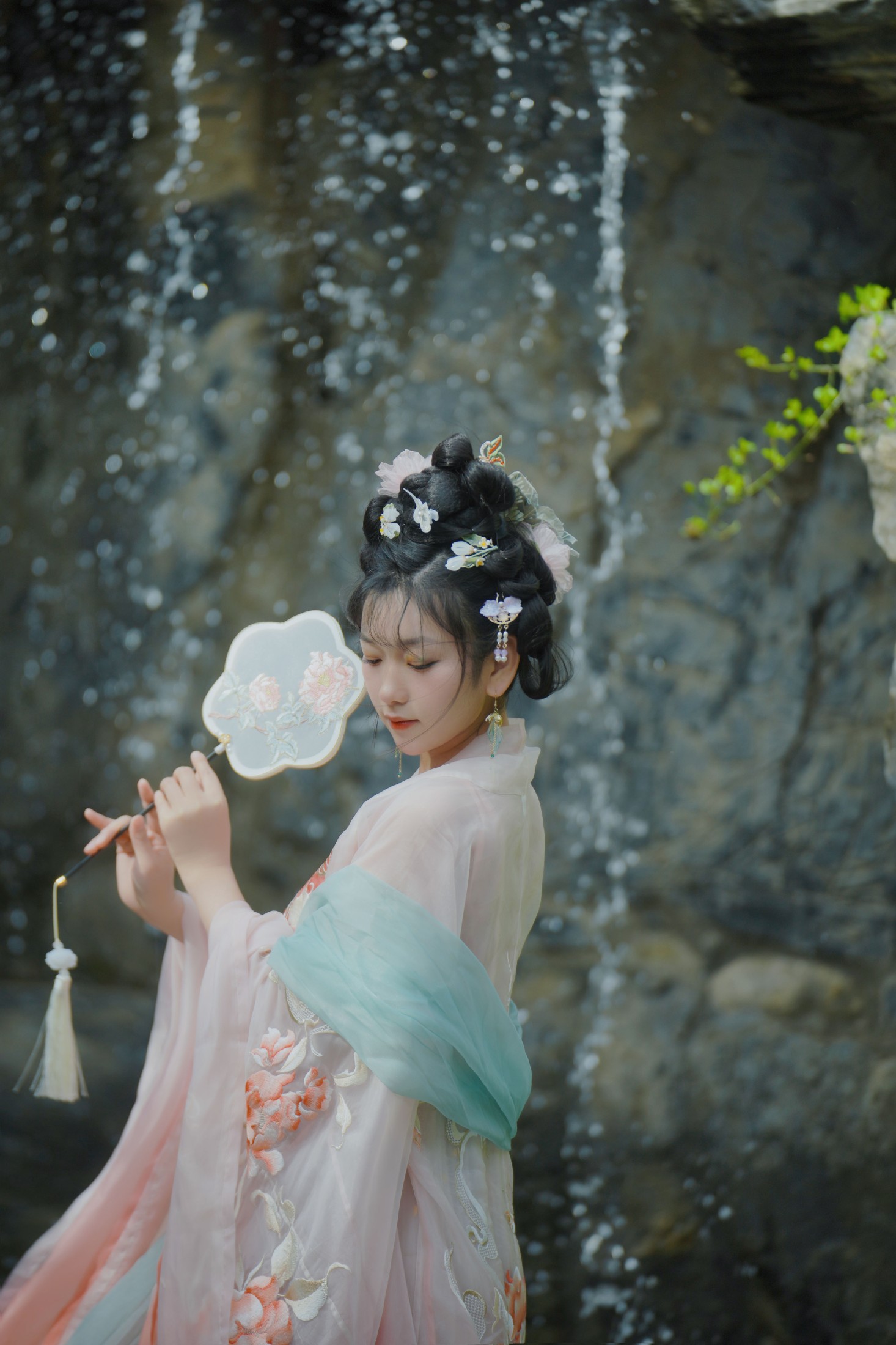 图片[8] - 静静 - 《春庭月》[22P] - 机器猫次元 - 机器猫次元