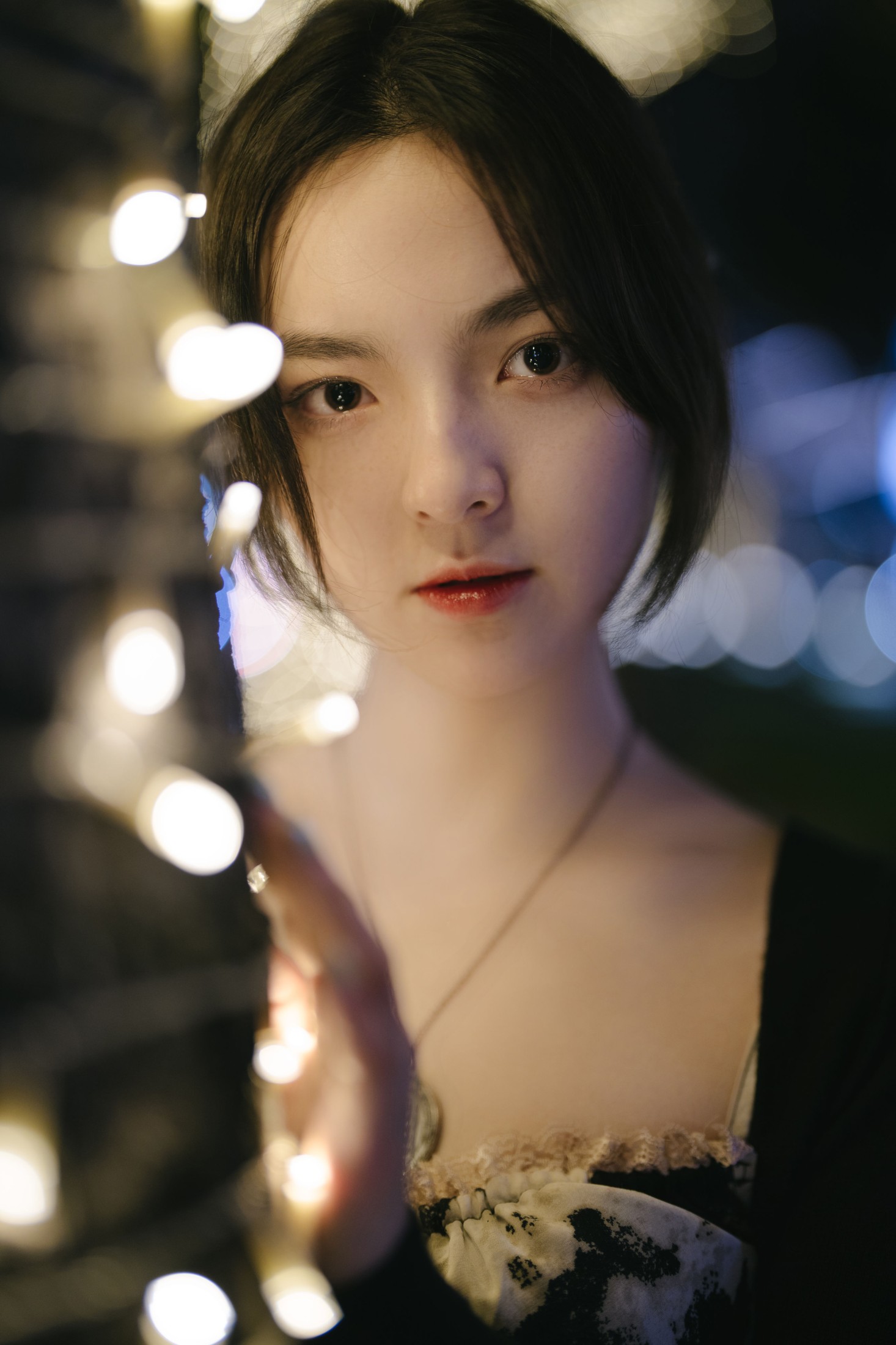 图片[4] - 冯玉憬 - 《1.2大光圈下纯自然拍摄的夜景人像》[27P] - 机器猫次元 - 机器猫次元