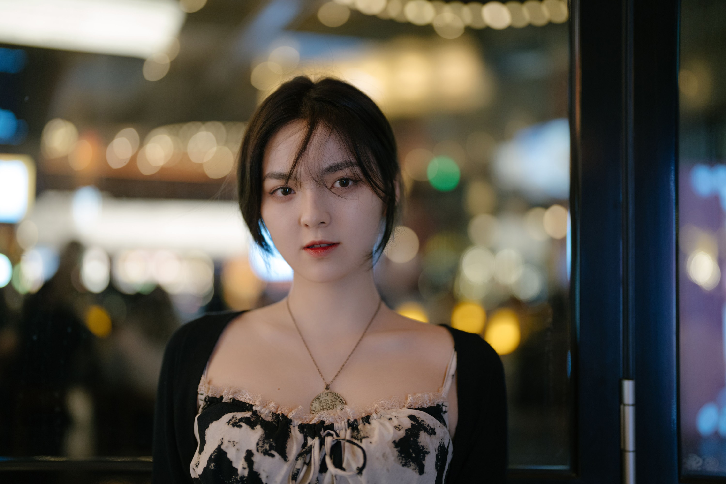 图片[3] - 冯玉憬 - 《1.2大光圈下纯自然拍摄的夜景人像》[27P] - 机器猫次元 - 机器猫次元