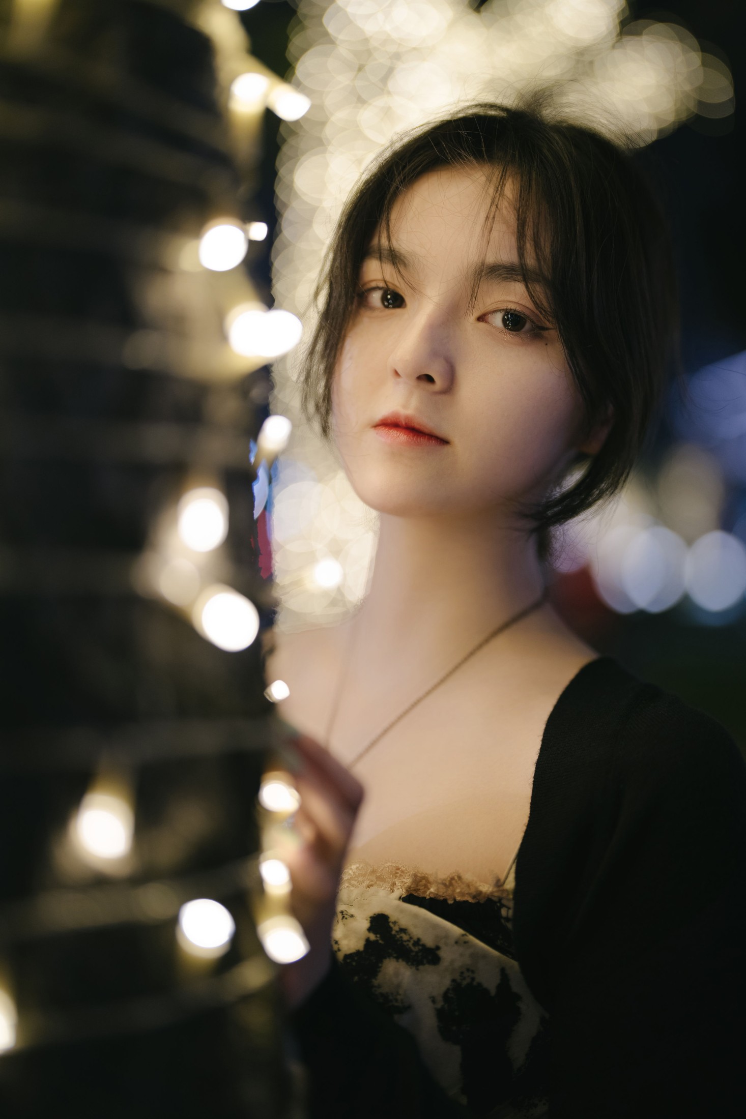 图片[8] - 冯玉憬 - 《1.2大光圈下纯自然拍摄的夜景人像》[27P] - 机器猫次元 - 机器猫次元