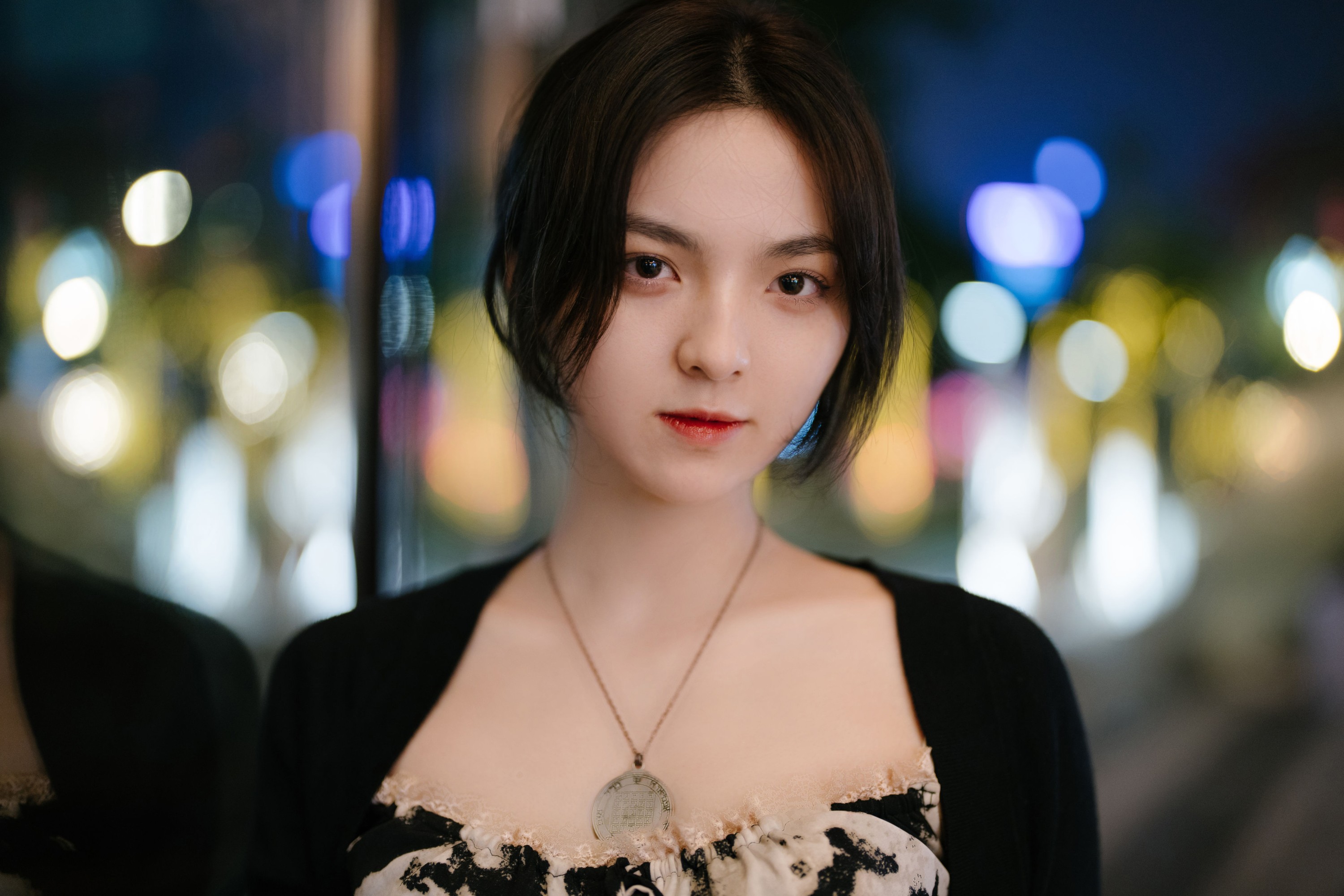 图片[5] - 冯玉憬 - 《1.2大光圈下纯自然拍摄的夜景人像》[27P] - 机器猫次元 - 机器猫次元