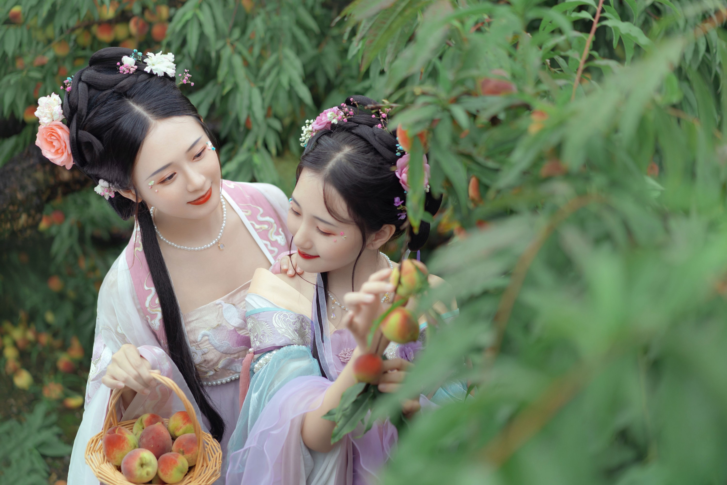 图片[4] - 我吃一头牛 薯片yoyi - 《采桃》[22P] - 机器猫次元 - 机器猫次元