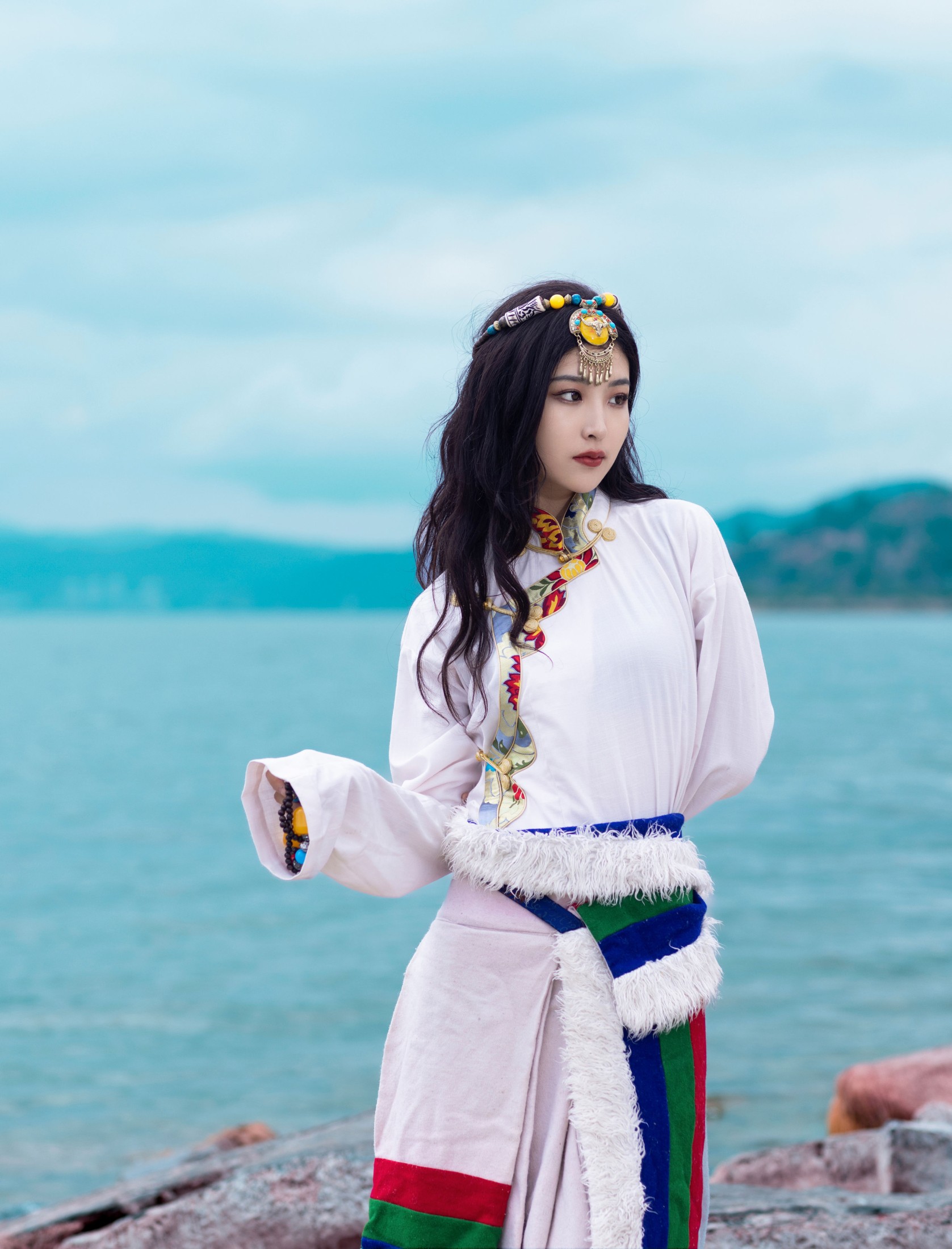 图片[8] - 雨萌 - 《抚仙湖拍藏服》[22P] - 机器猫次元 - 机器猫次元