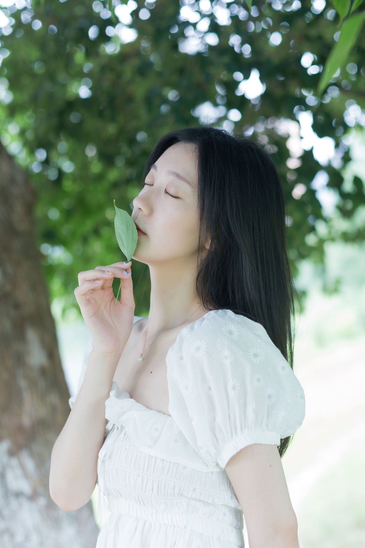 图片[8] - 饲猫少女- 《绿色呼吸》[32P] - 机器猫次元 - 机器猫次元