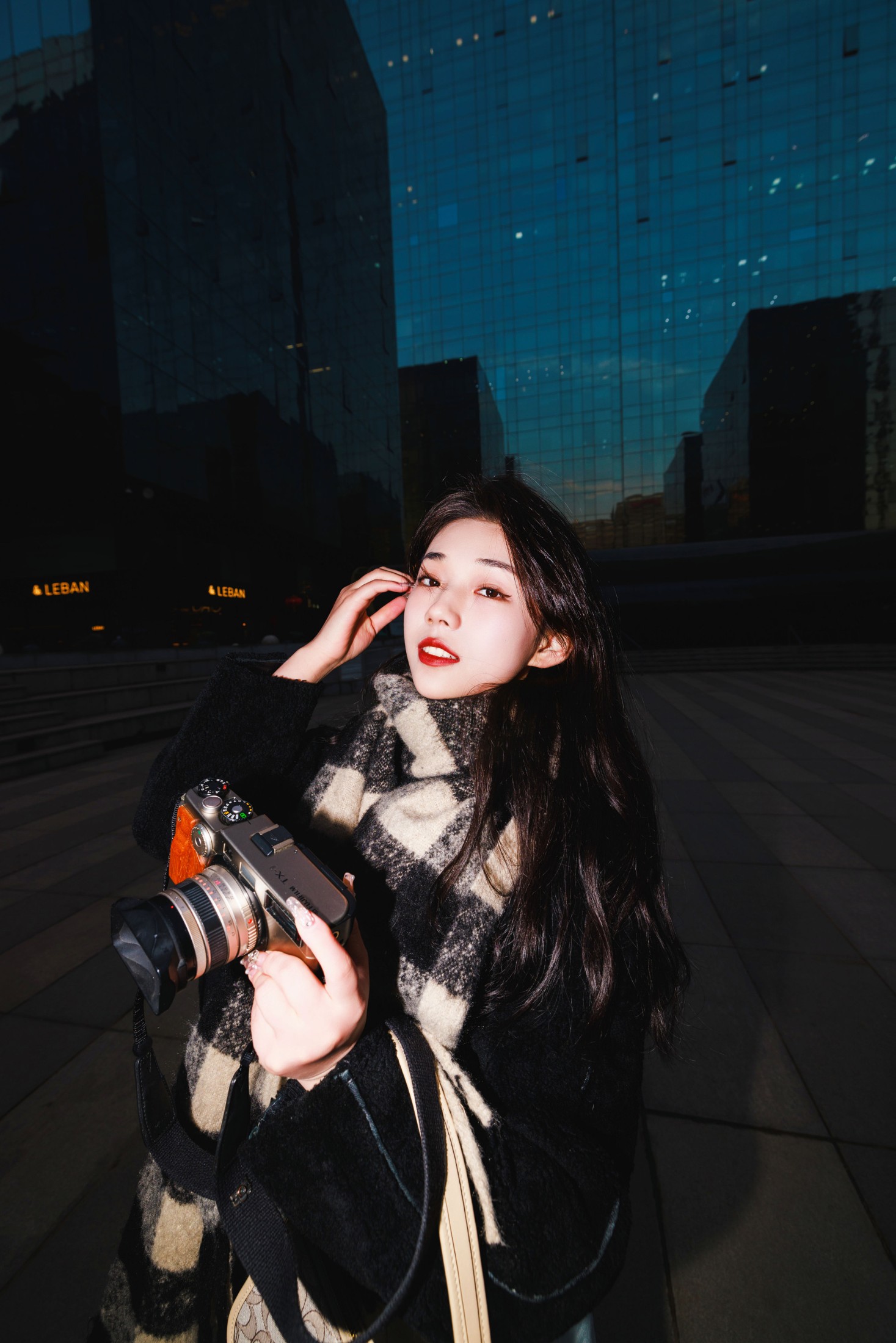 图片[4] - 裴同学 - 《夜景街拍人像》[23P] - 机器猫次元 - 机器猫次元