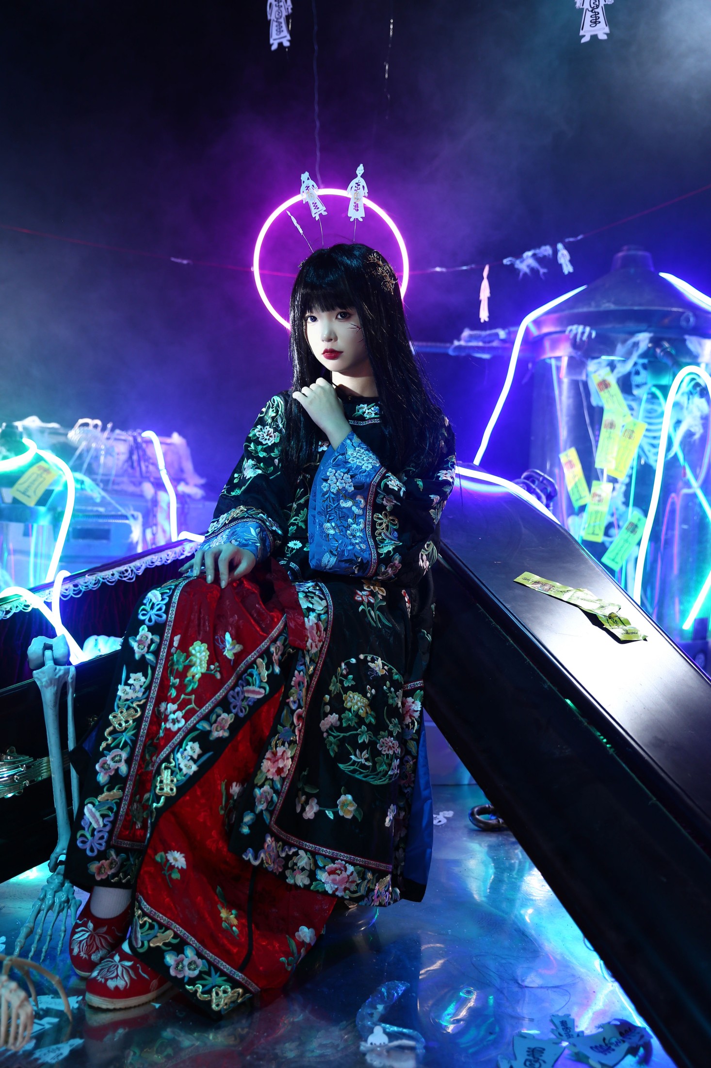 图片[4] - 怀里猫ovo - 《赛博朋克岳绮罗》[23P] - 机器猫次元 - 机器猫次元