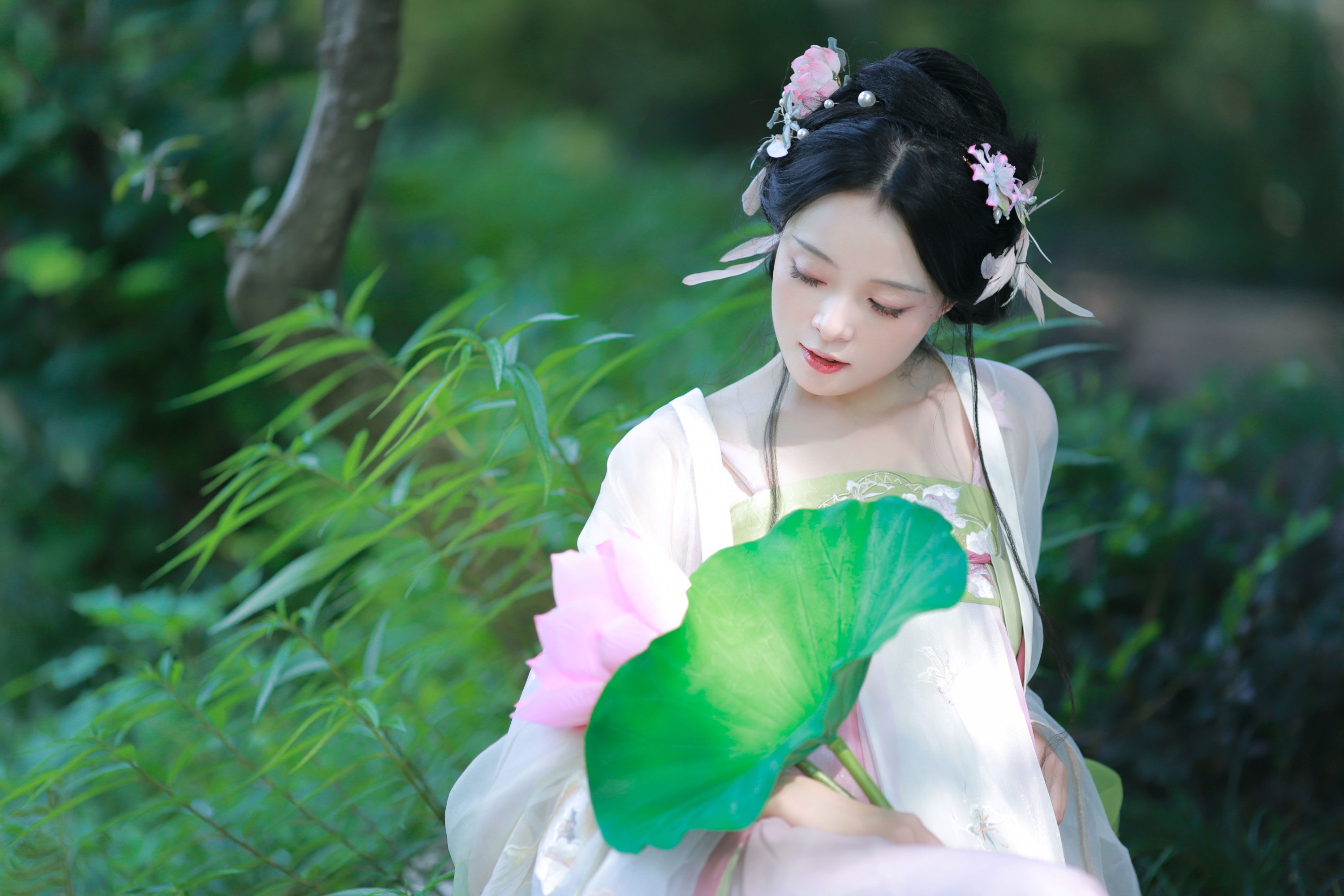 图片[8] - 岁岁如意 - 《汉服荷花写真》[22P] - 机器猫次元 - 机器猫次元