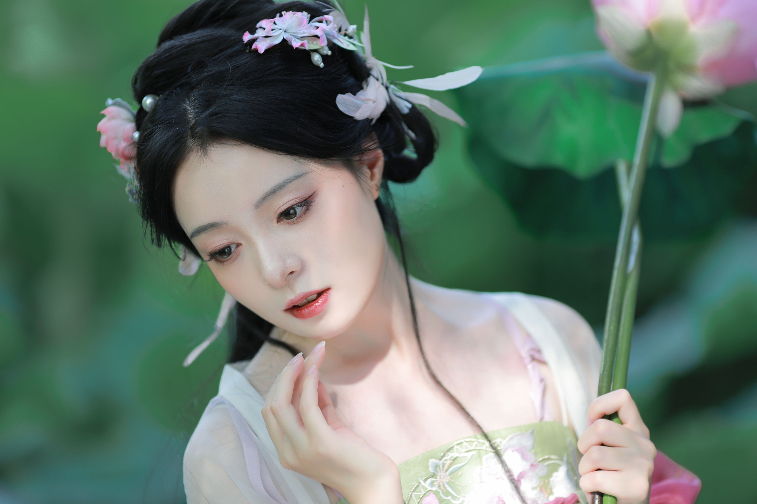 图片[7] - 岁岁如意 - 《汉服荷花写真》[22P] - 机器猫次元 - 机器猫次元