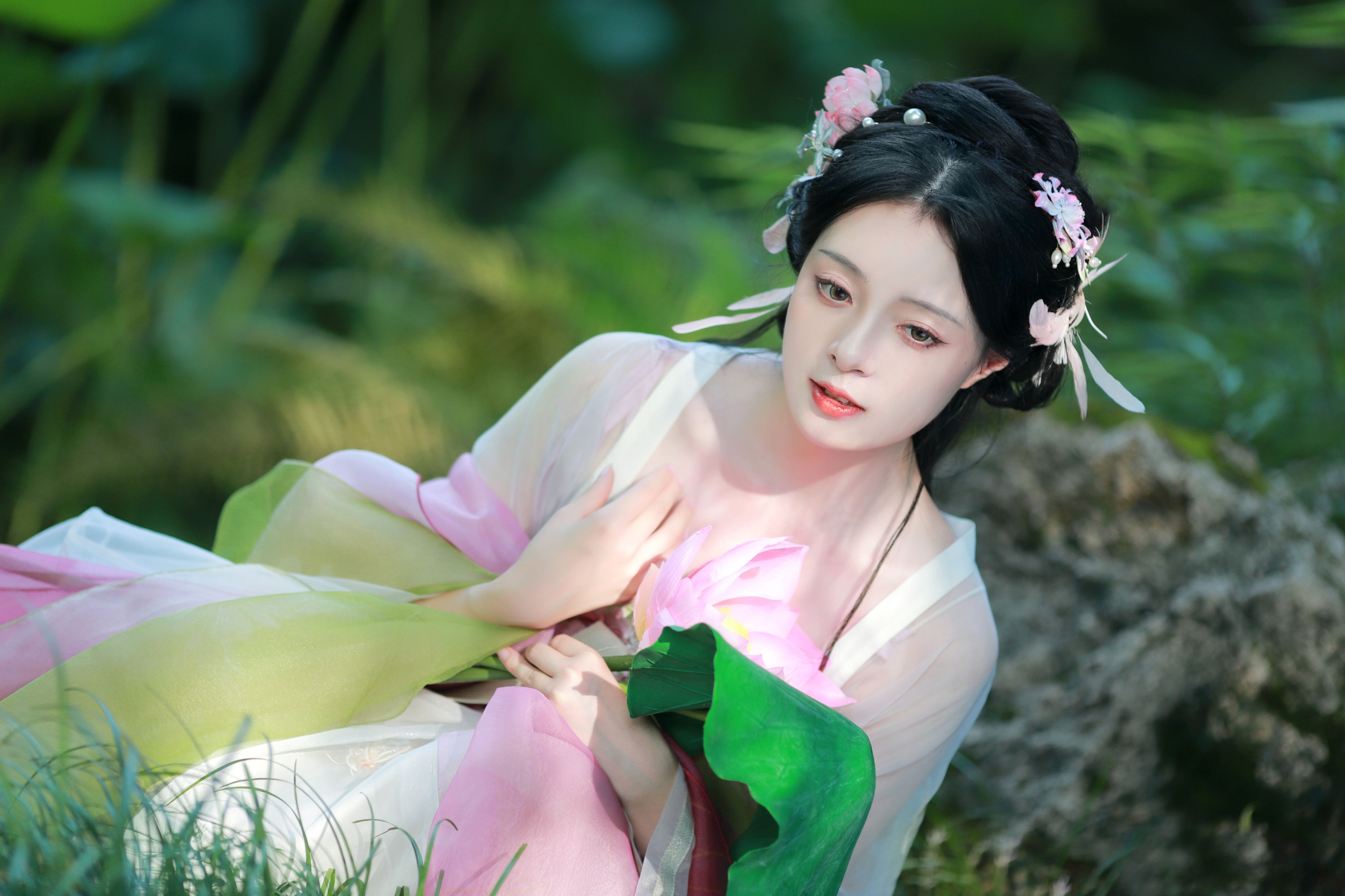 图片[6] - 岁岁如意 - 《汉服荷花写真》[22P] - 机器猫次元 - 机器猫次元