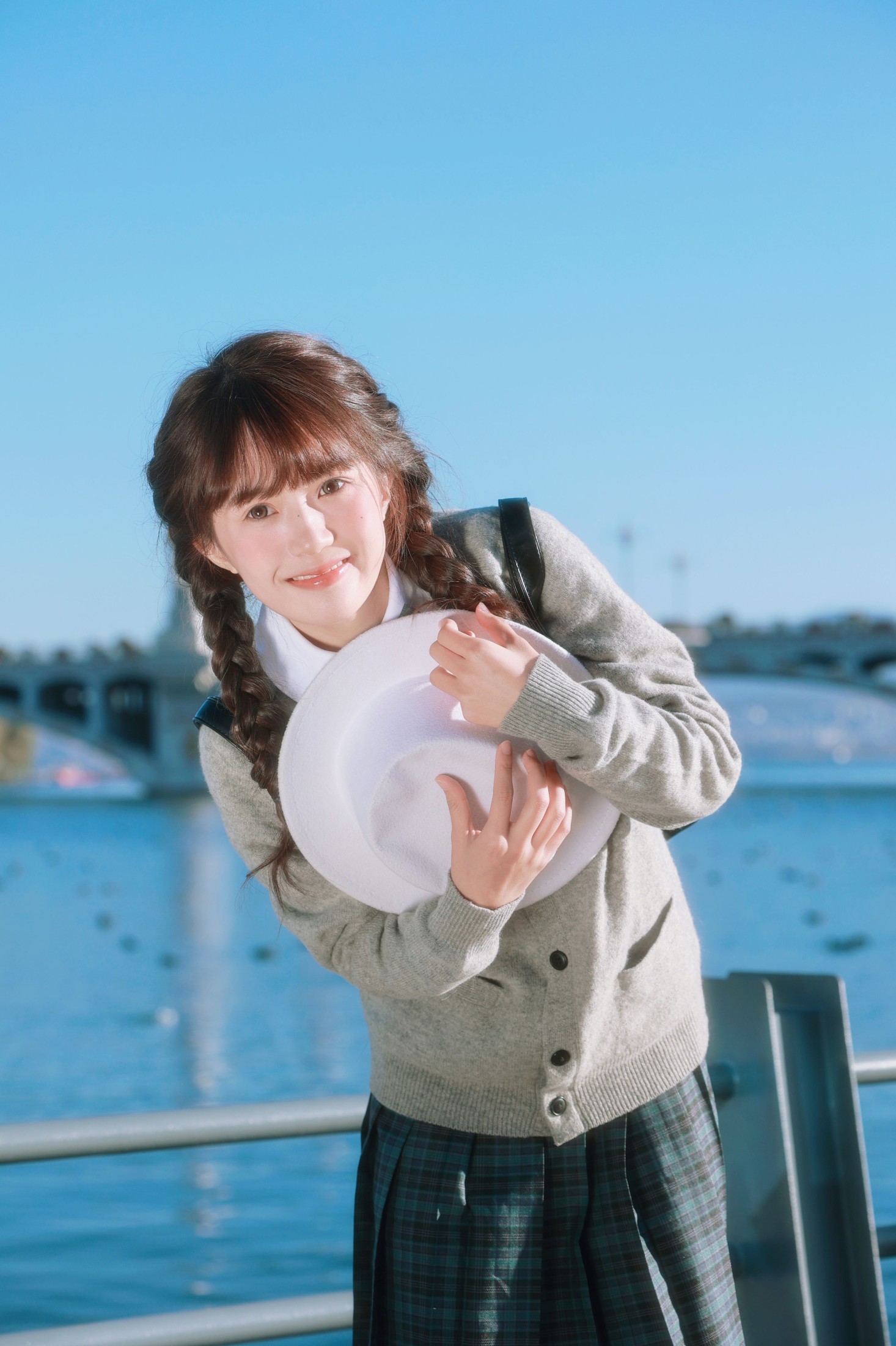 图片[4] - 阿悦哥哥 - 《自带氛围感的jk制服写真》[22P] - 机器猫次元 - 机器猫次元