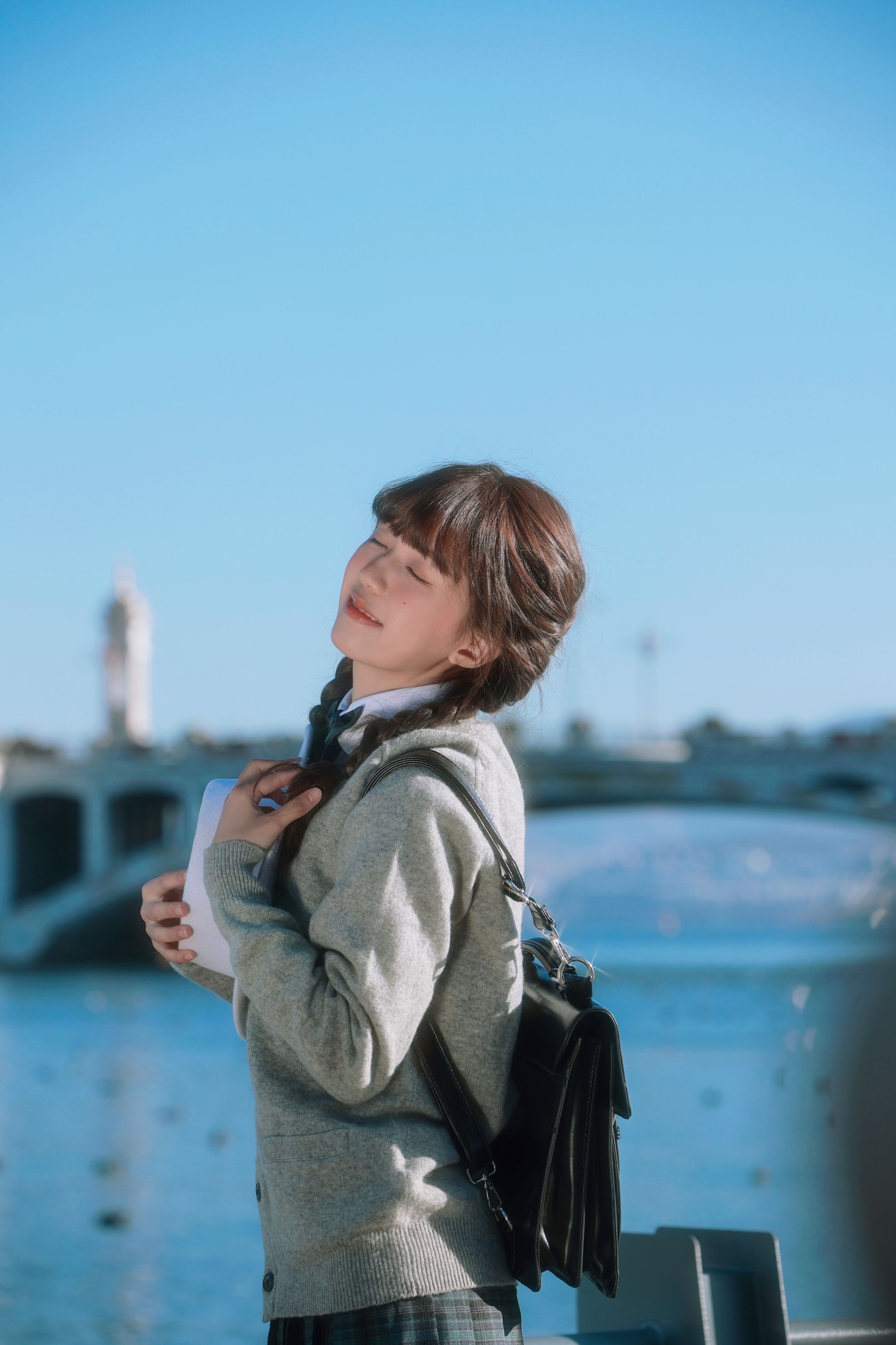 图片[7] - 阿悦哥哥 - 《自带氛围感的jk制服写真》[22P] - 机器猫次元 - 机器猫次元
