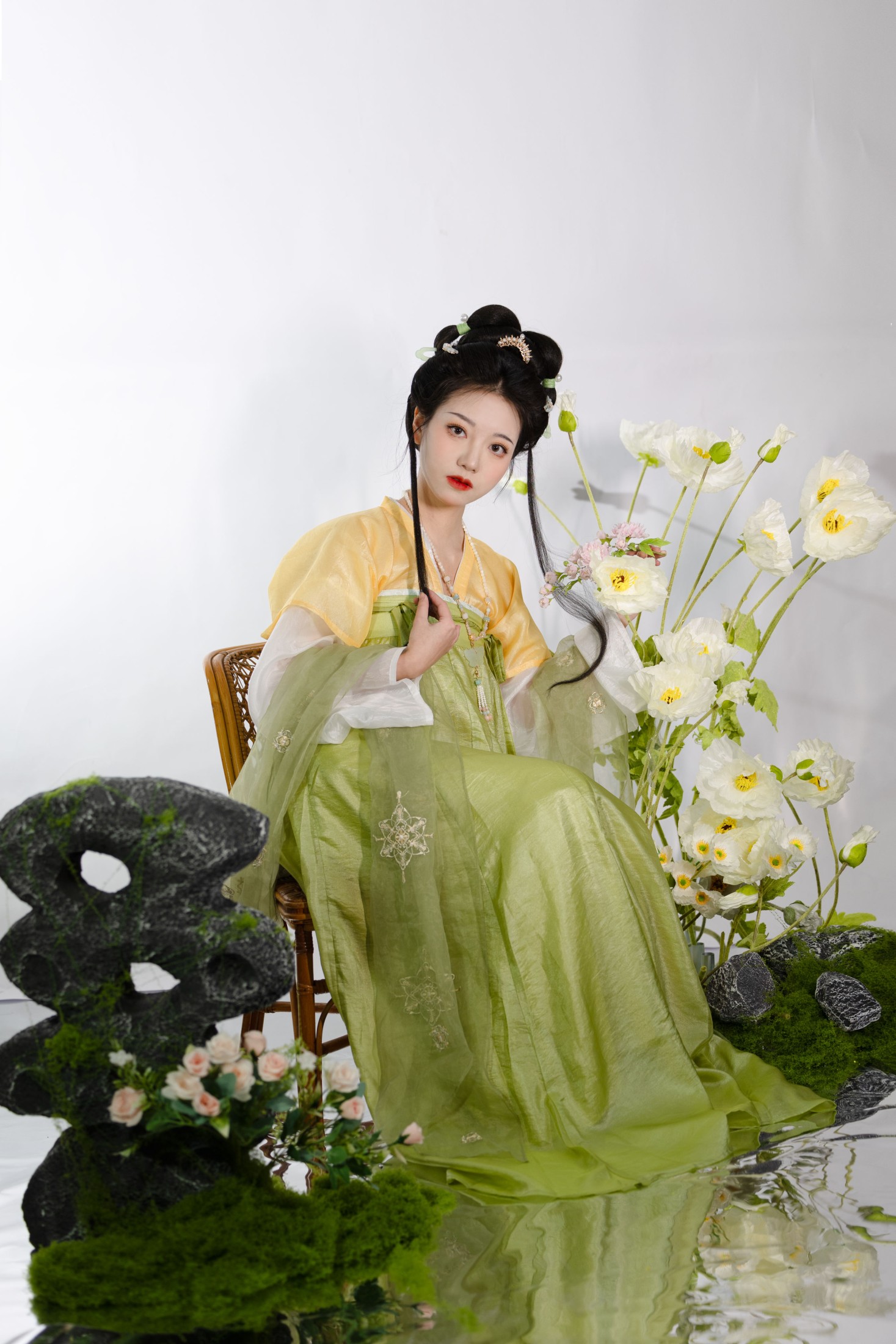图片[8] - 方辞颜 - 《春见》[21P] - 机器猫次元 - 机器猫次元