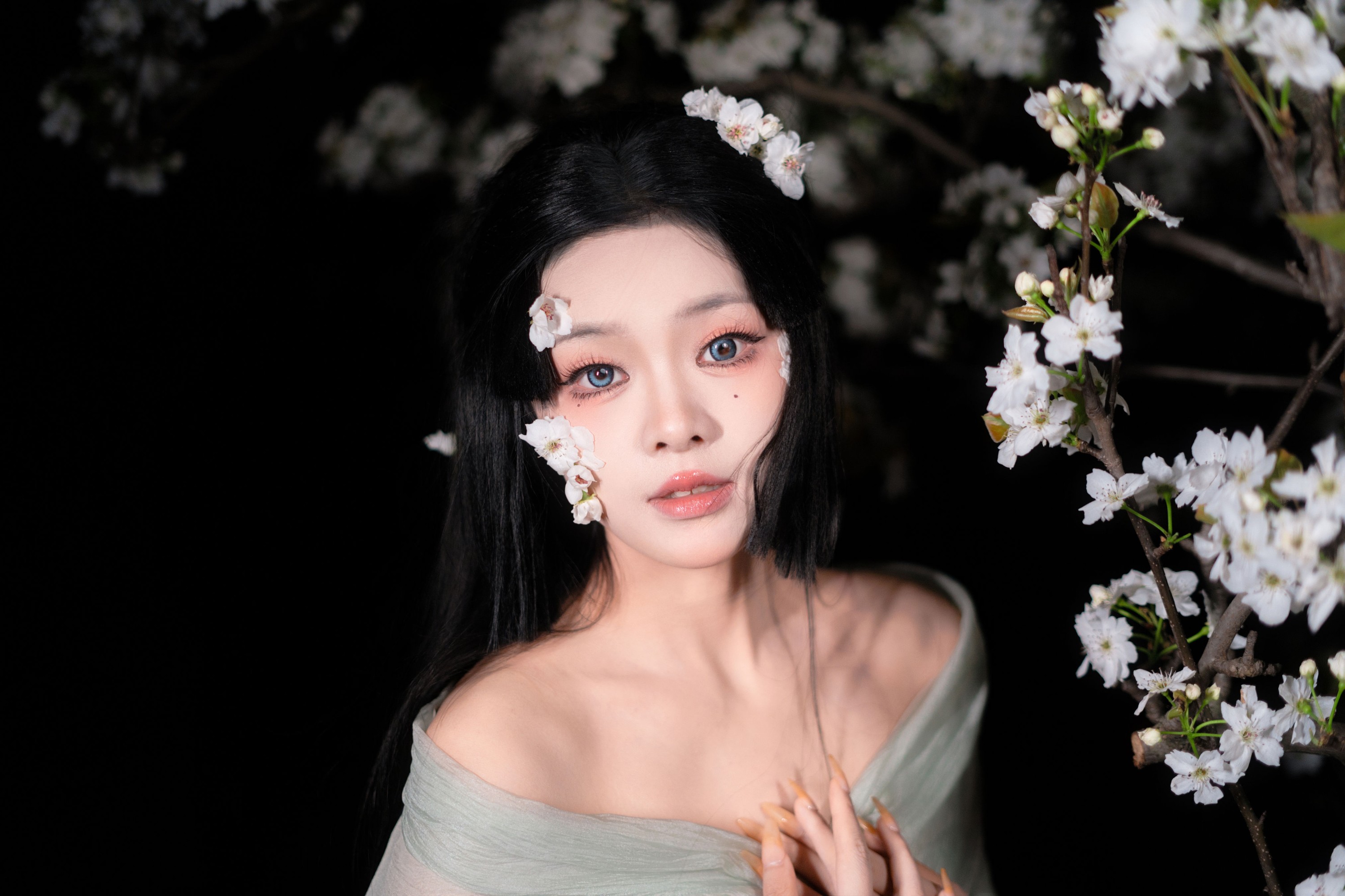 图片[4] - 小兮呀 - 《杏花微雨》[26P] - 机器猫次元 - 机器猫次元