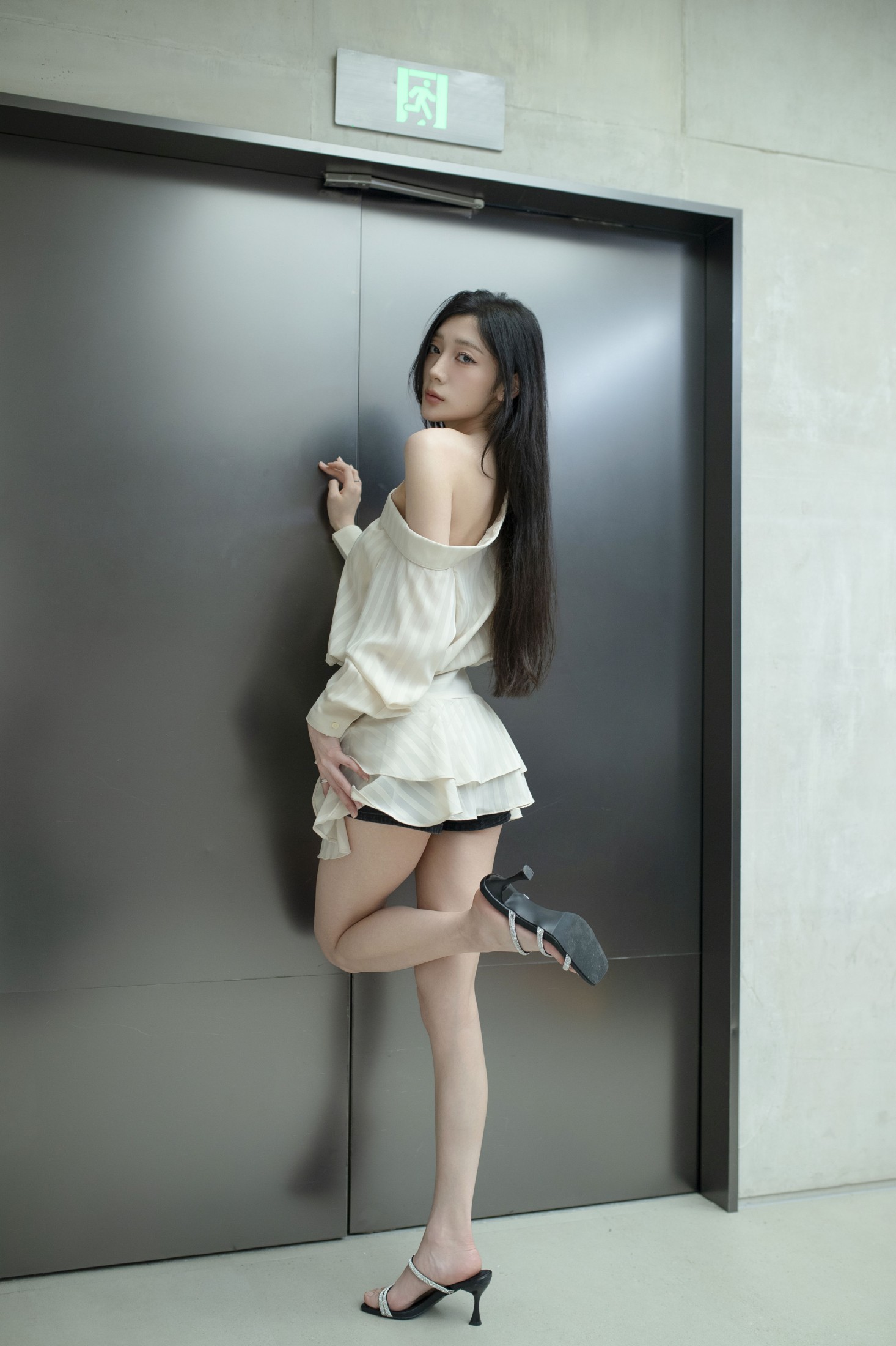 图片[8] - YFALA - 《EXIT》[23P] - 机器猫次元 - 机器猫次元